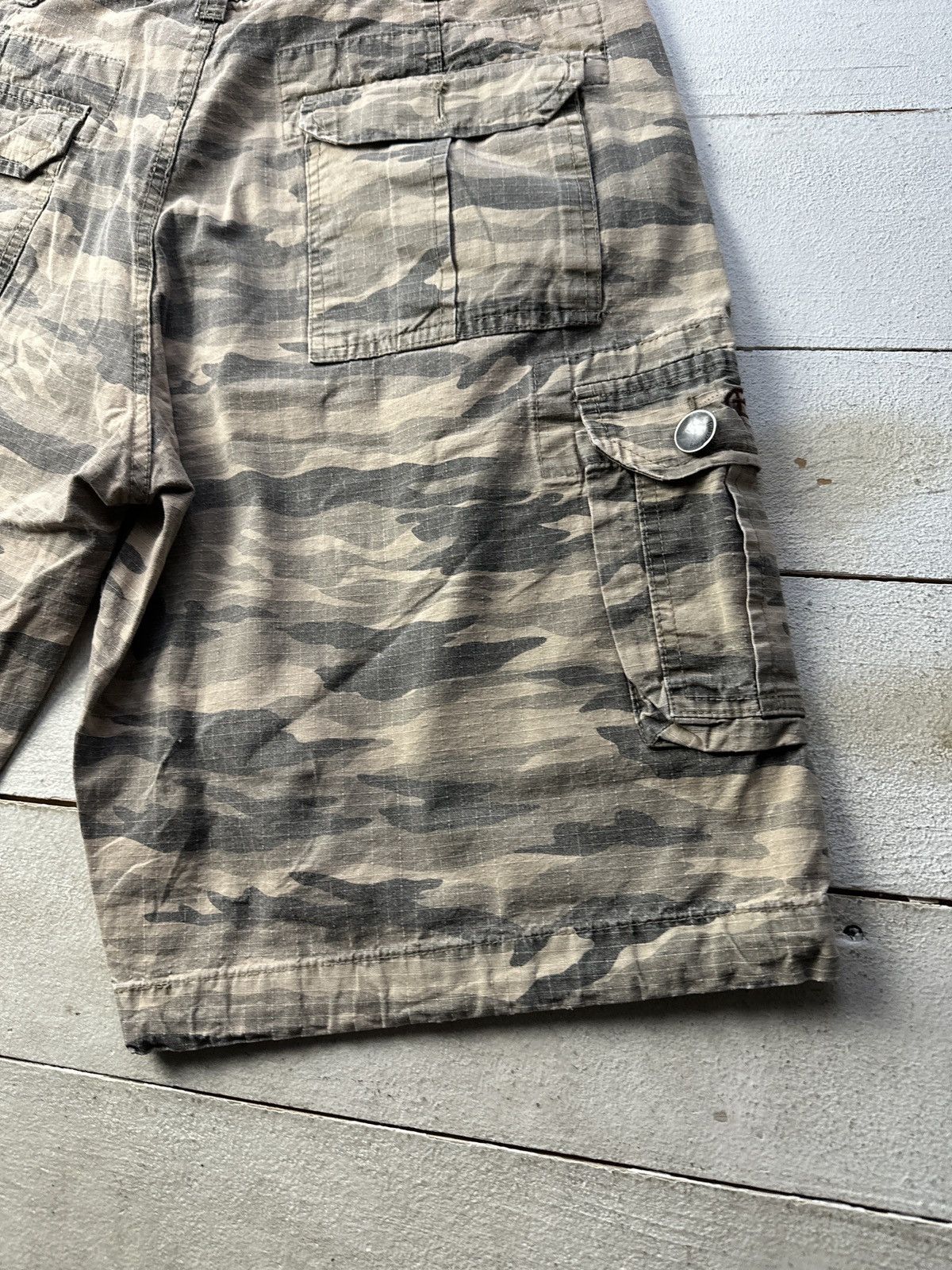 Billabong 🚨RARE BILLABONG BIG LOGO CARGO SHORTS Y2K SURF VINTAGE Size US 36 / EU 52 - 12 Thumbnail