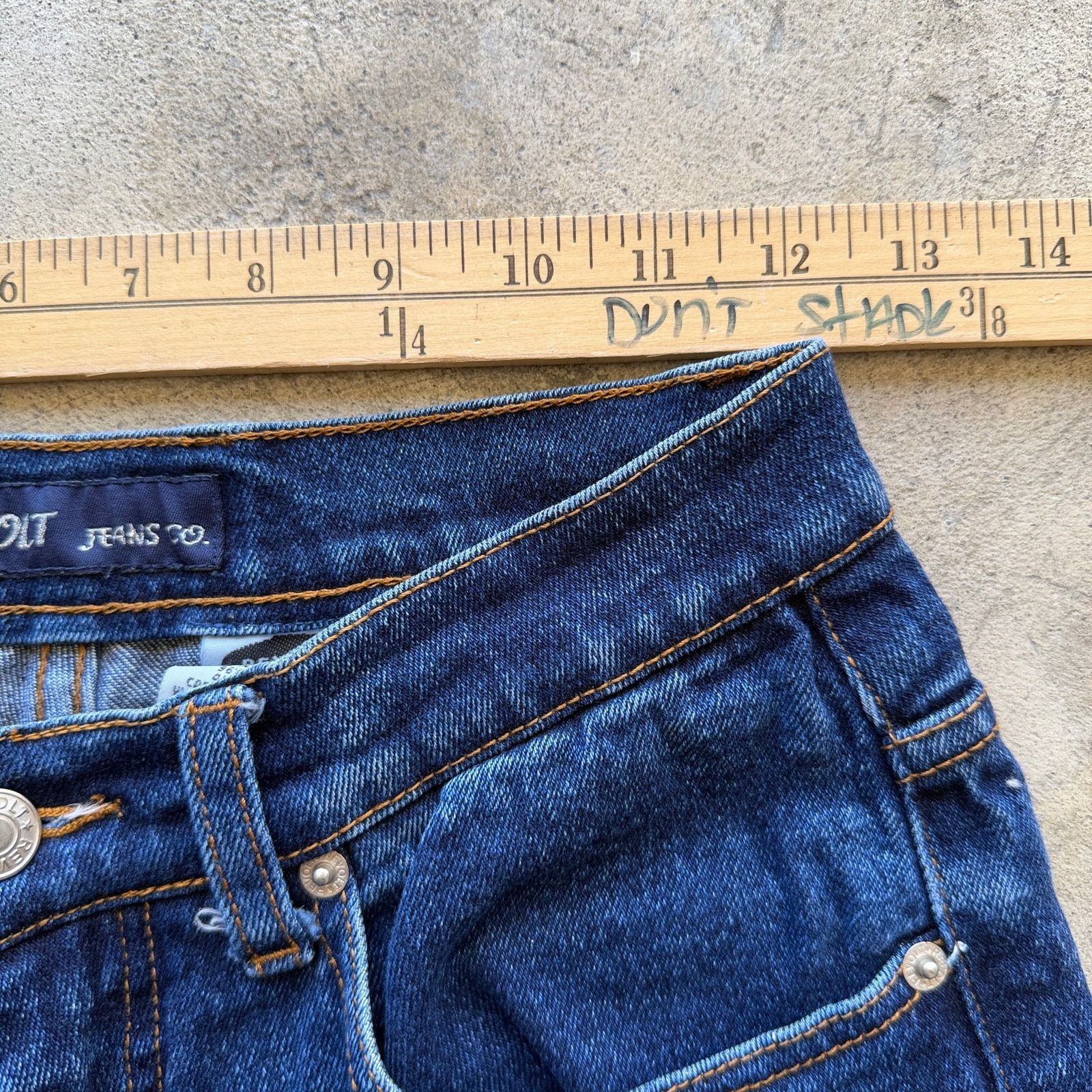 Other Vintage y2k Jean Dark Wash High Rise Flare Leg wide Jeans Size 24" / US 00 / IT 34 - 7 Thumbnail