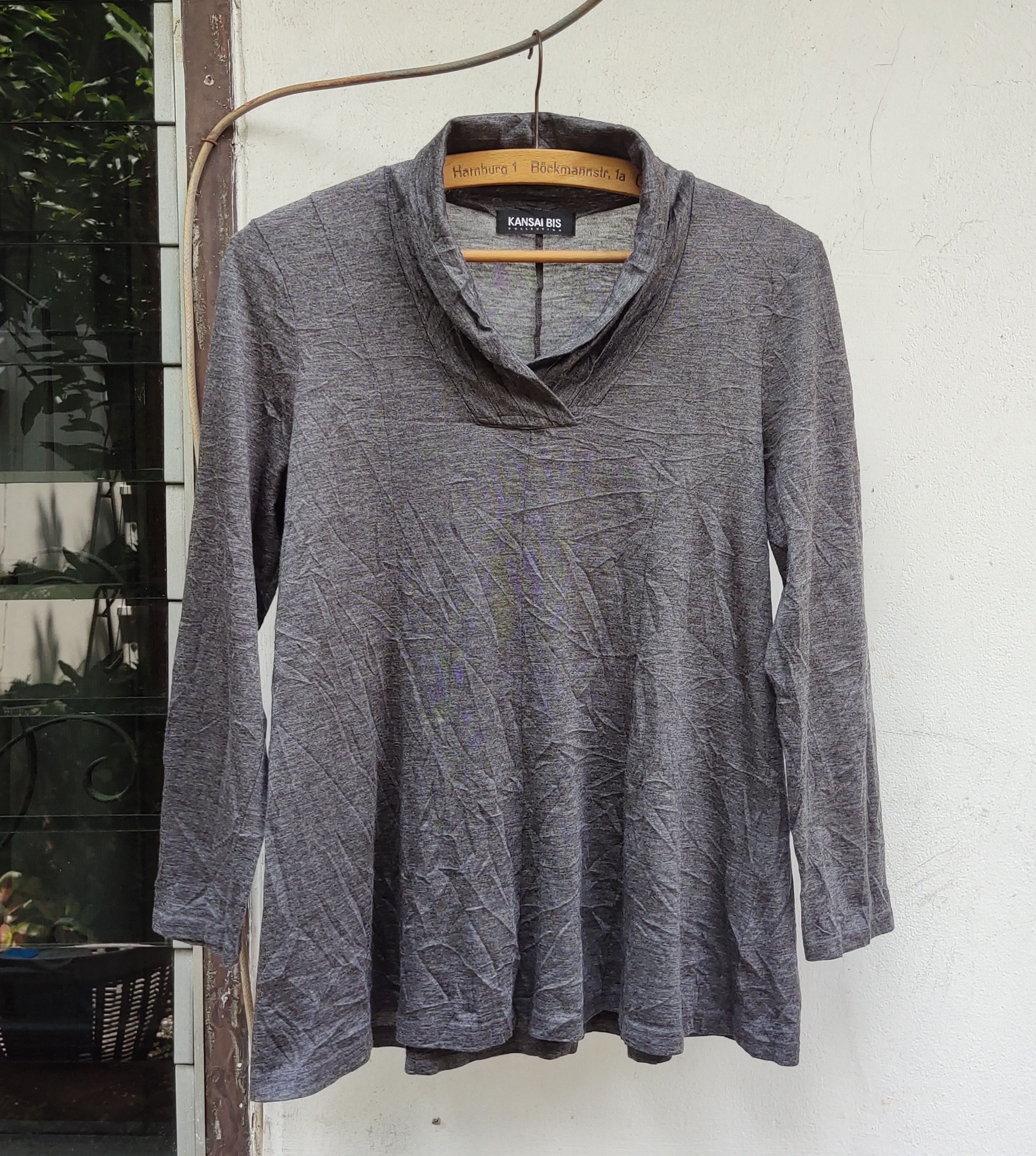 Kansai Yamamoto (S224) Kansai BIS Gray Acrylic Pullover Shawl Blouse Sz 9 Size S / US 4 / IT 40 - 1 Thumbnail