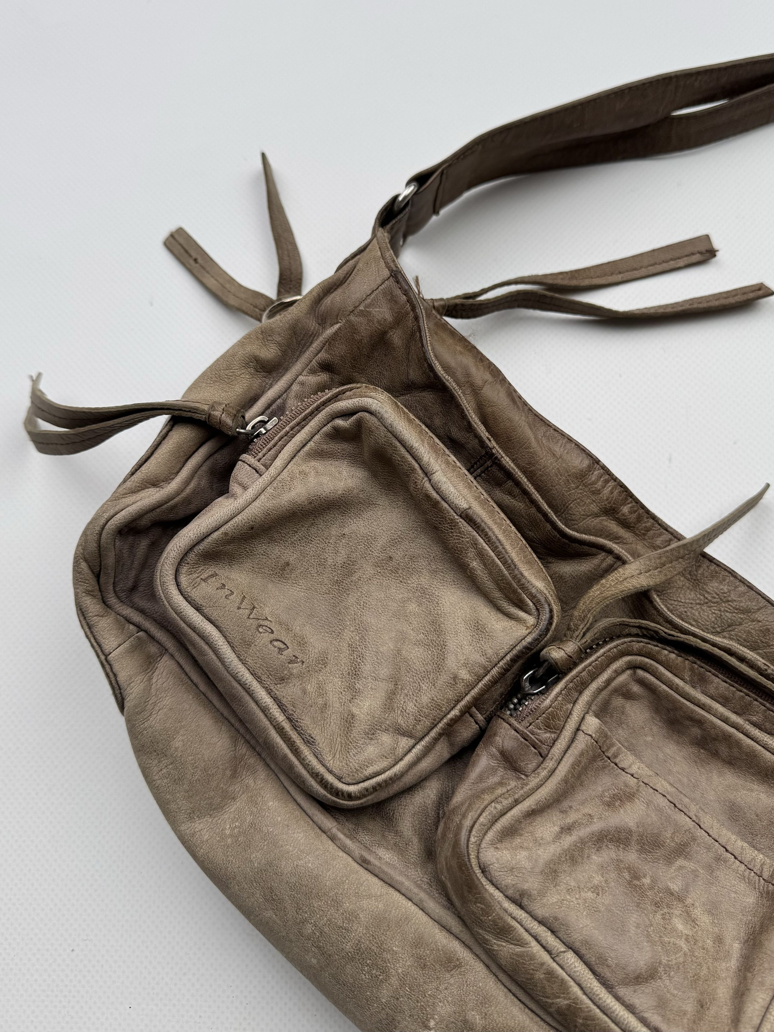 Vintage 90's Leather Multi-Pocket Bag C444(V4)E2 Size ONE SIZE - 2 Thumbnail