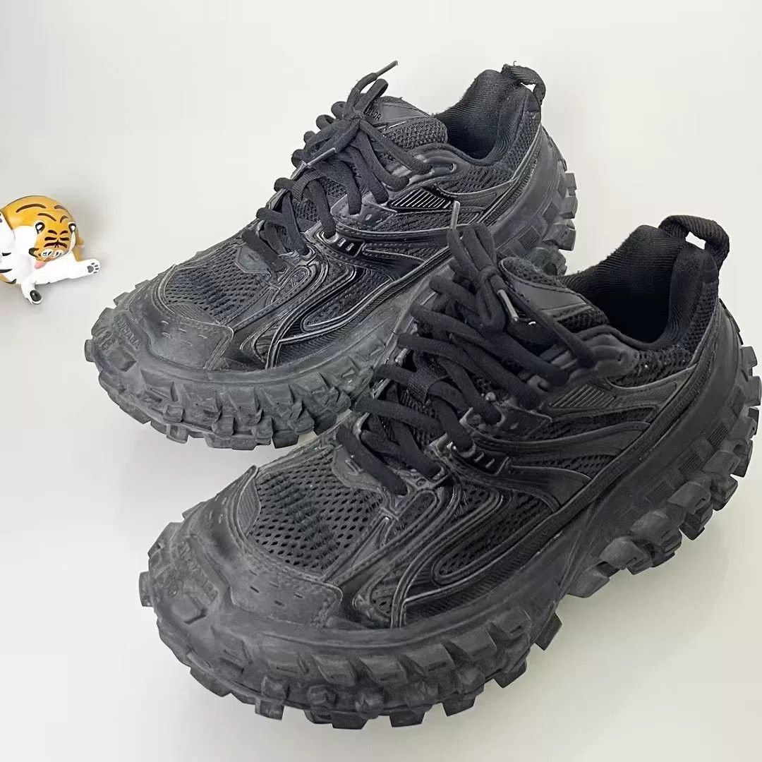 Balenciaga Balenciaga Distressed Tire Shoes Size US 5 / IT 35 - 1 Thumbnail