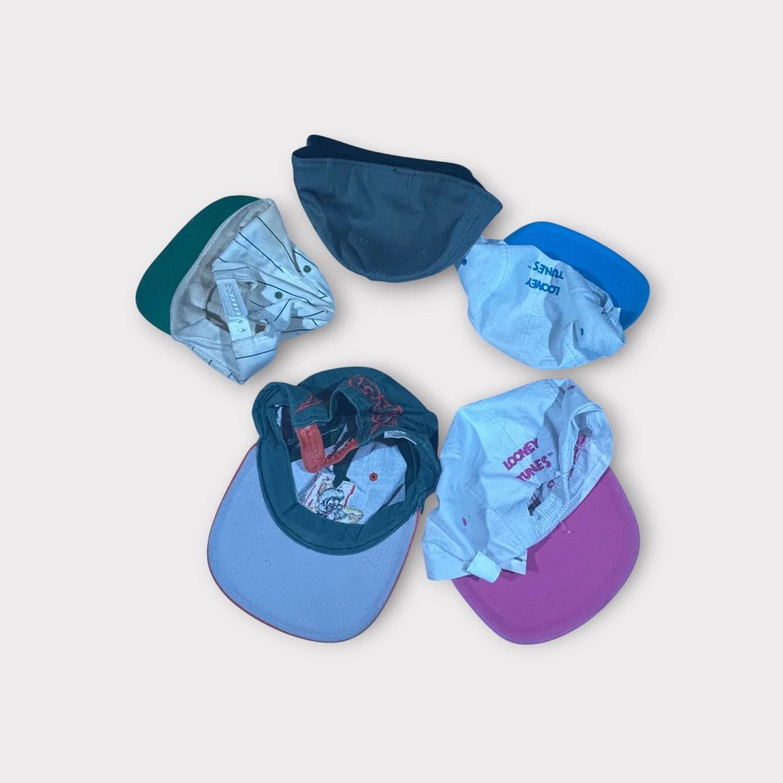DC Comics Lot of 10 Nintendo Looney Tunes Batman Hat Bundle Vintage VT Size ONE SIZE - 3 Thumbnail