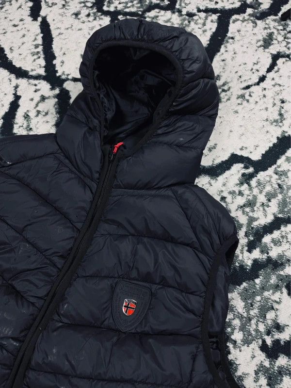 Other Geographical Norway down vest black M Size US M / EU 48-50 / 2 - 3 Thumbnail