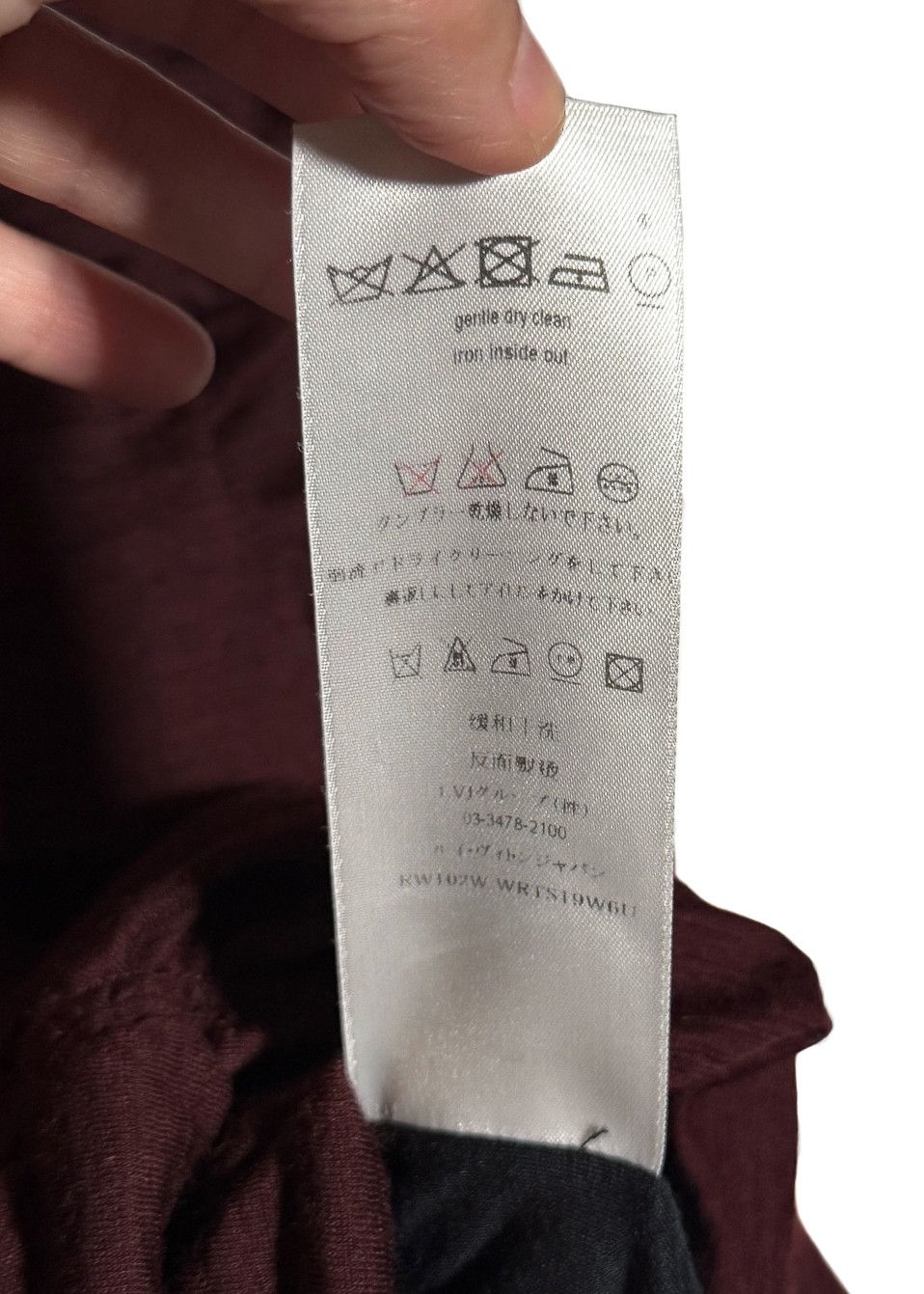 Louis Vuitton Louis Vuitton 2010 Burgundy Star Button Accents Top Size L / US 10 / IT 46 - 8 Thumbnail