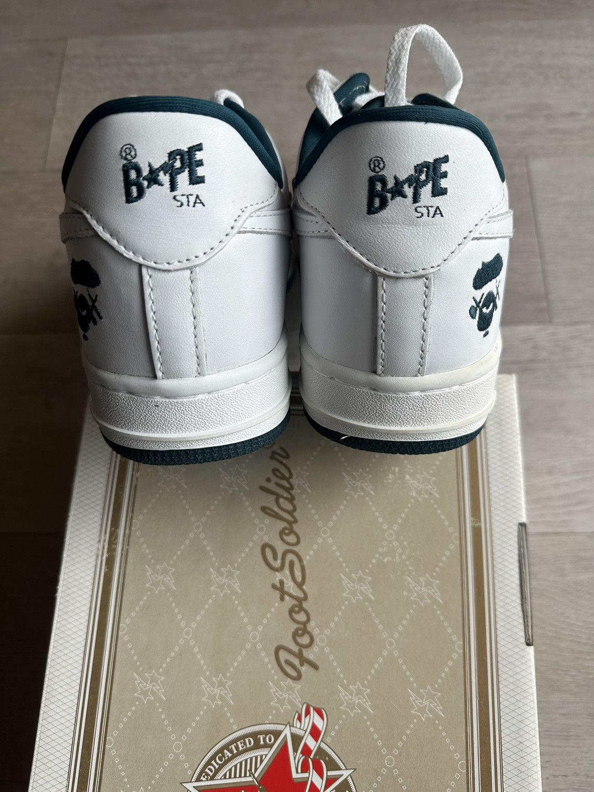 Bape × Kaws Bape x Kaws Bapesta (2005) Size US 10.5 / EU 43-44 - 3 Thumbnail