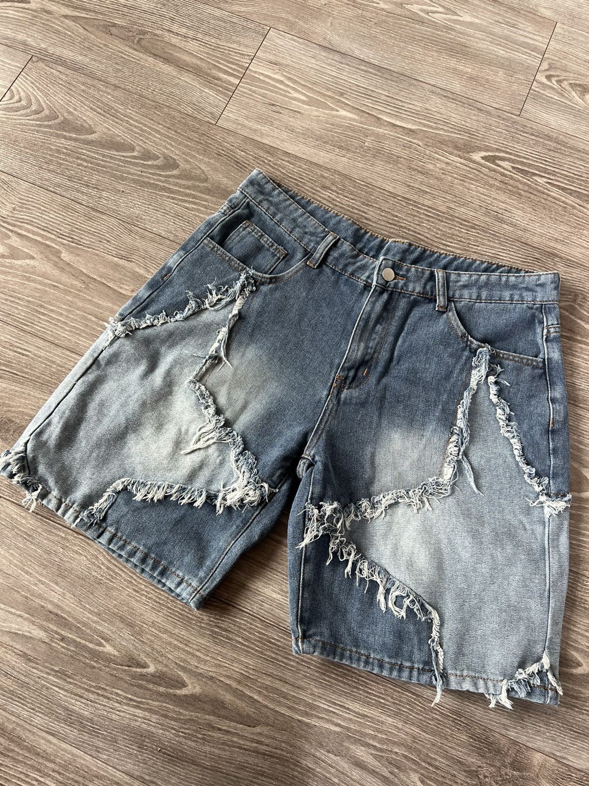Japanese Brand ‼️Avant Garde Distressed Denim Opium Star Baggy Shorts‼️ Size US 35 - 14 Thumbnail