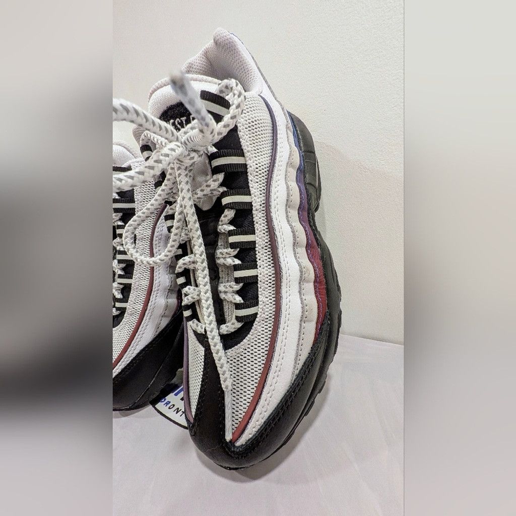 Nike OVO x Nike Air Max 95 Toronto Sneakers Size US 5.5 / EU 38 - 4 Thumbnail