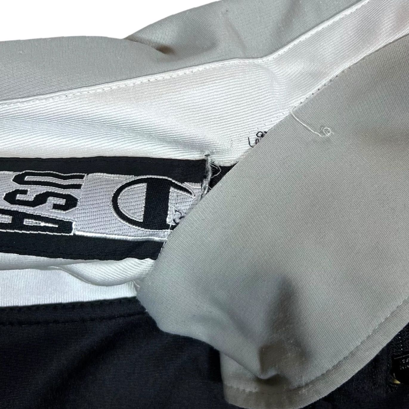 Champion VINTAGE Champion USA Logo Tape Sleeve Colour Block Track Jacket M Men Black Colourblock Size US M / EU 48-50 / 2 - 5 Thumbnail