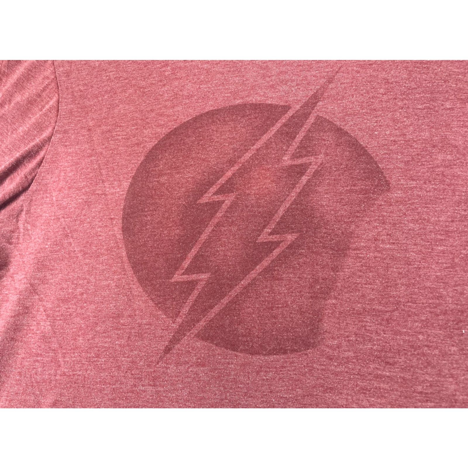 Old Navy Old Navy Shirt Mens Large Red Lightning Bolt Graphic Tee Collectabilitees Soft Size US L / EU 52-54 / 3 - 4 Thumbnail