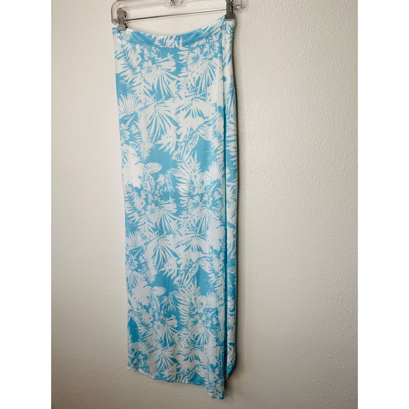 Other Sugarcloth SET Ivory Blue Floral Crop Top & Faux Wrap Skirt Size 27" / US 4 / IT 40 - 4 Thumbnail