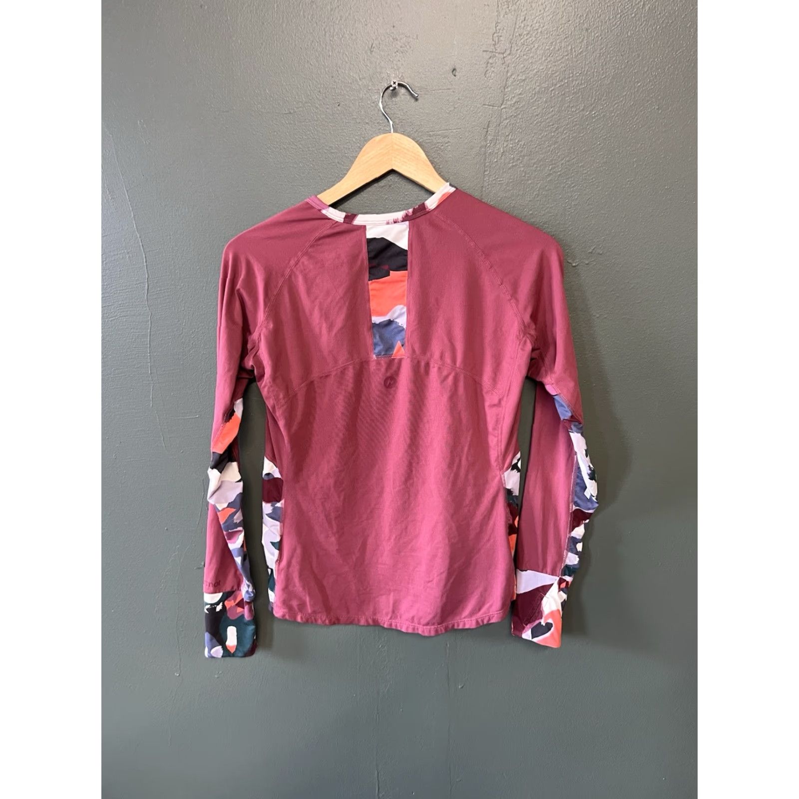 Marmot Marmot Womens Red Long Sleeve Baselayer Outdoor Shirt Size Small Size S / US 4 / IT 40 - 2 Thumbnail