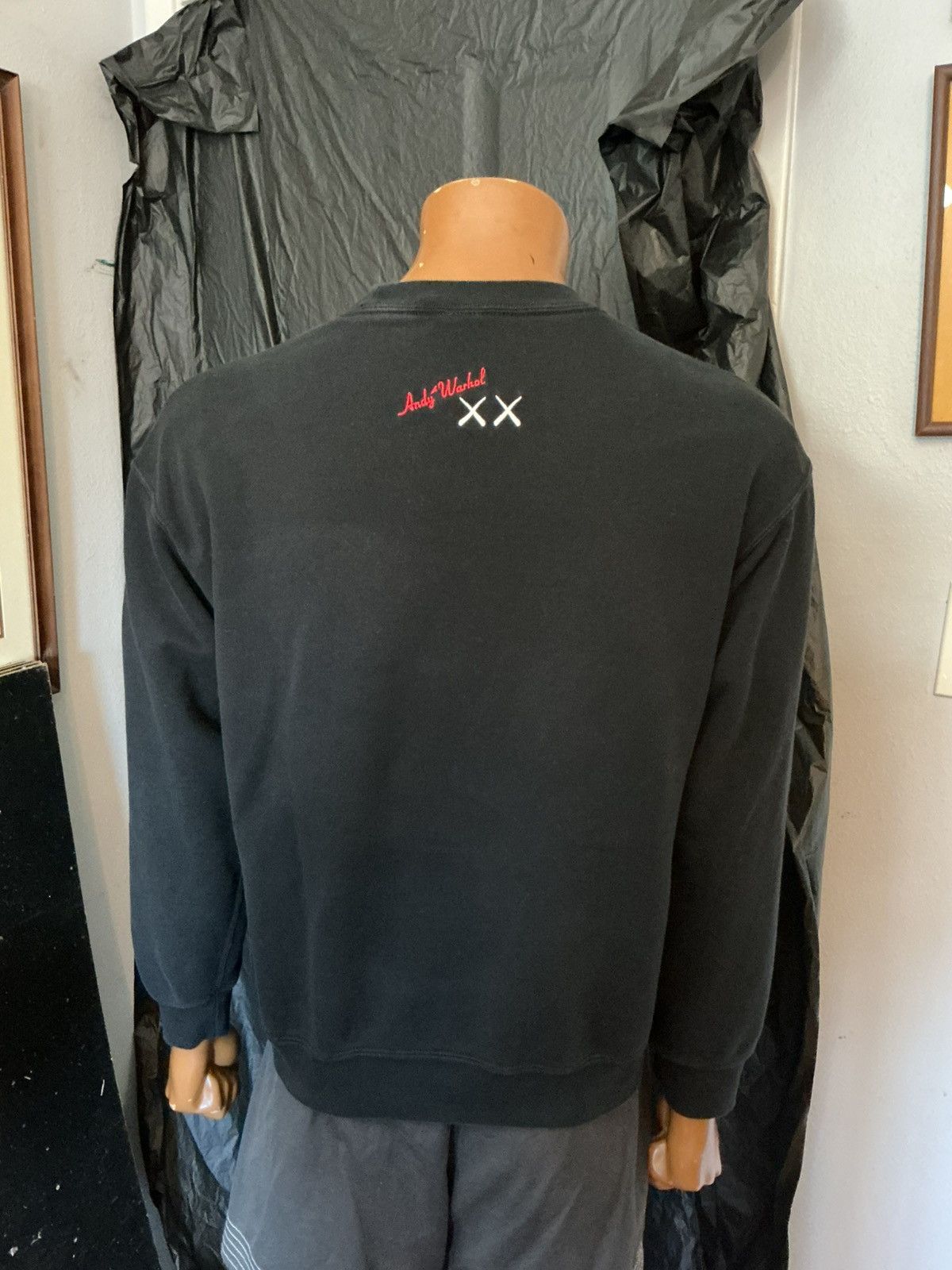 Andy Warhol × Kaws × Uniqlo UT Uniqlo X Andy Warhol X Kaws Box Logo Pullover Sweatshirt Size US M / EU 48-50 / 2 - 13 Thumbnail