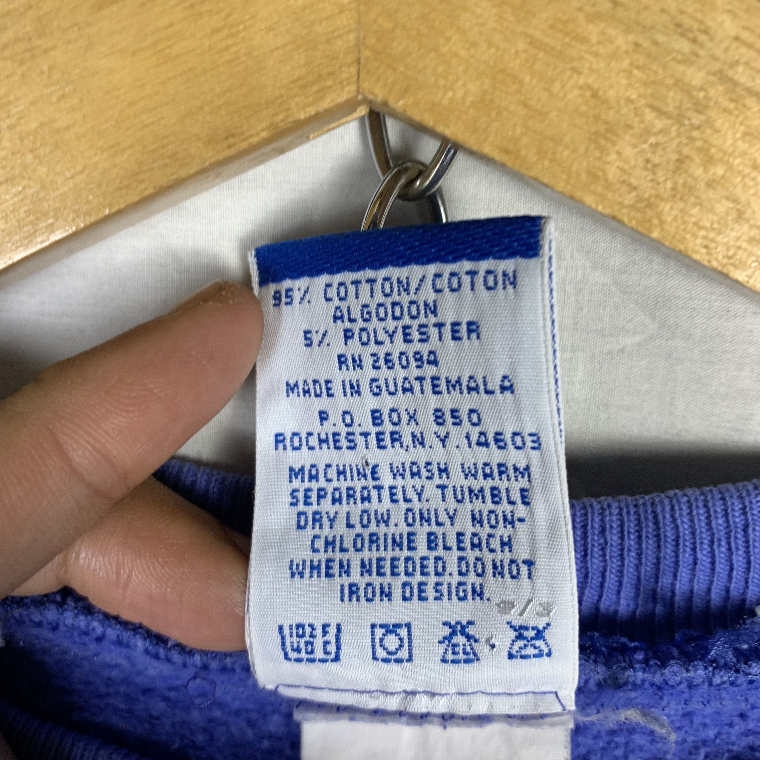 Champion Vintage 90s Champion Sweatshirt Crewneck Size US XL / EU 56 / 4 - 5 Thumbnail
