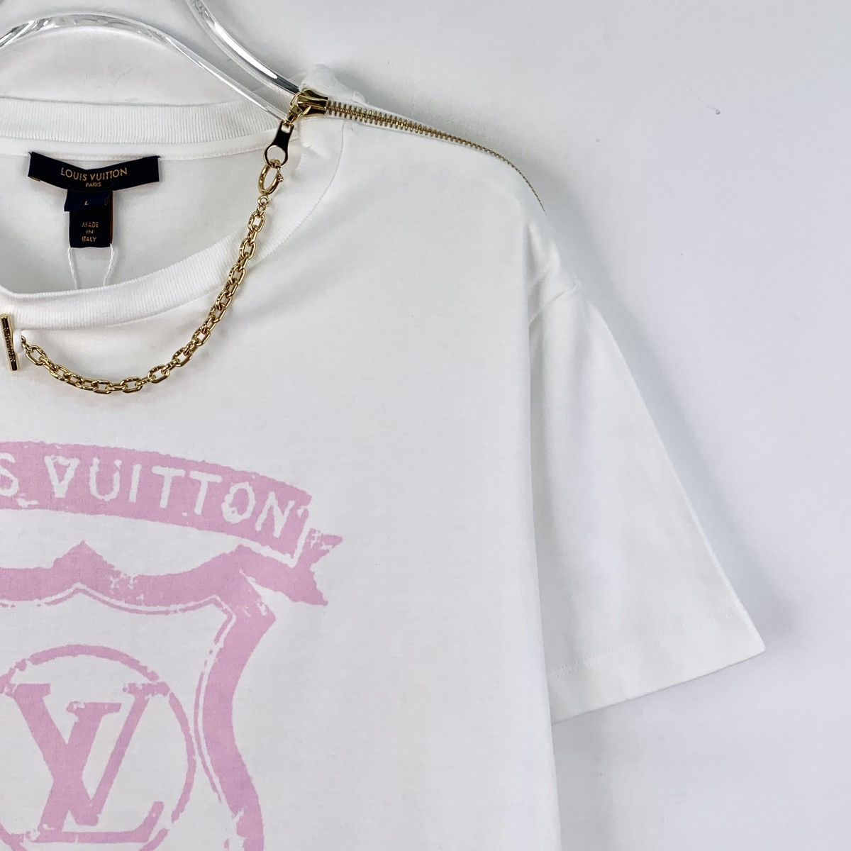 Louis Vuitton Louis Vuitton 22 White Chain Emblem Print Cotton T-Shirt Size L / US 10 / IT 46 - 3 Thumbnail