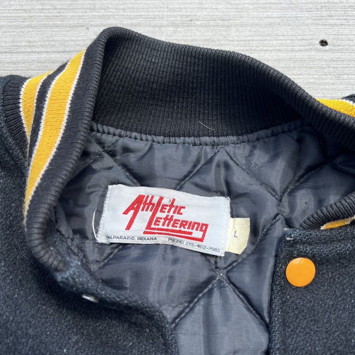 Vintage Vintage Varsity Jacket with Leather sleeves Size US L / EU 52-54 / 3 - 3 Thumbnail
