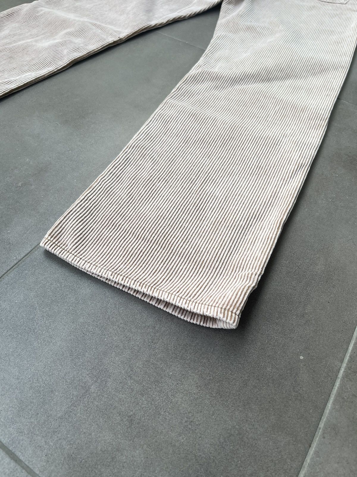 Weekday !DS! Weekday Space Washed Corduroy Baggy Denim Pants Size US 30 / EU 46 - 10 Thumbnail