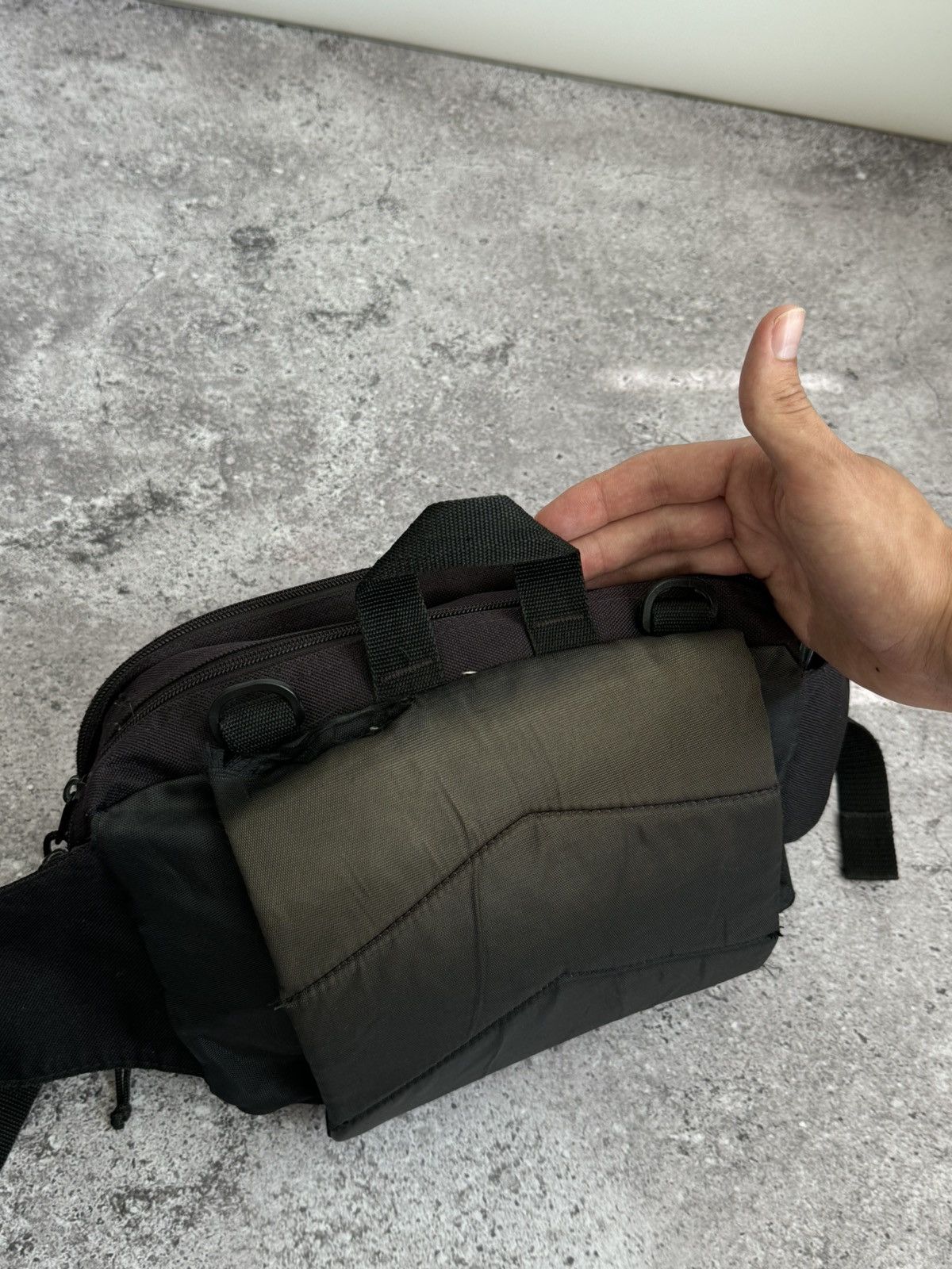 Nike × Vintage Vintage Nike distressed crossbody sling bag messenger Size ONE SIZE - 10 Thumbnail