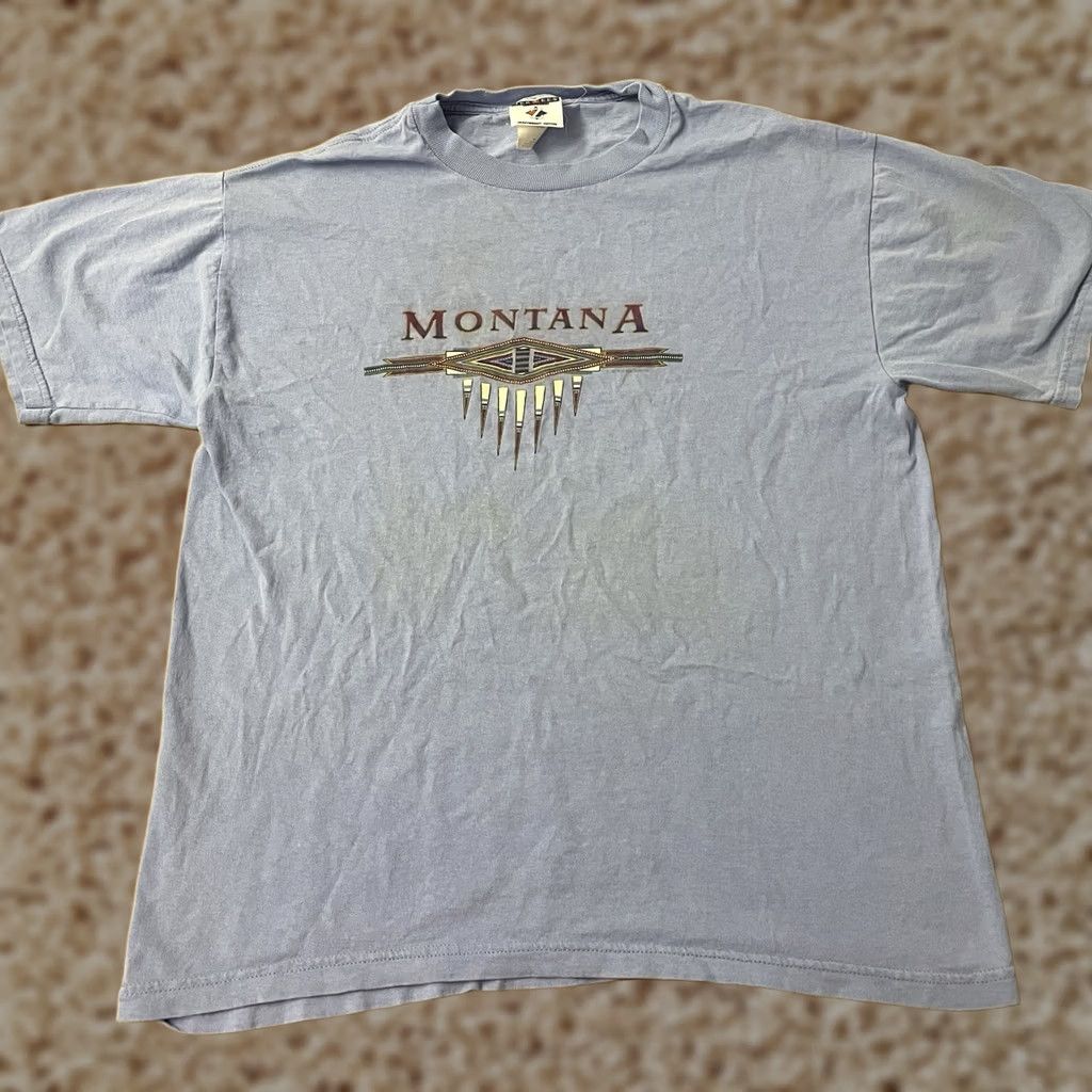 Gildan VINTAGE Montana Aztec Shirt Mens XL Blue Cotton Knit T-Shirt US Flag 2000s Y2K Nature Outdoors Spell Out Size US XL / EU 56 / 4 - 1 Thumbnail
