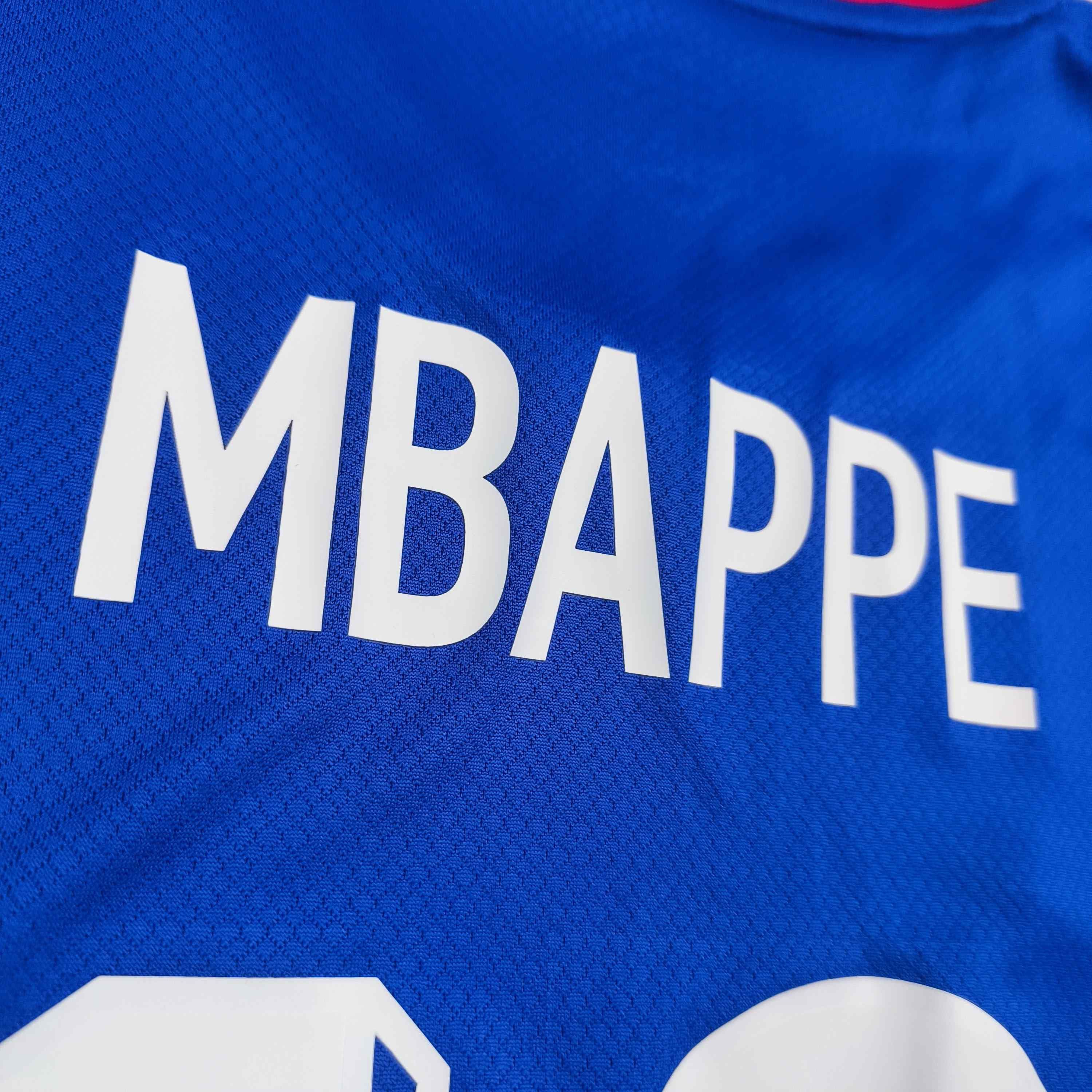 Nike France 2024-25 Nike home Kylian Mbappé football jersey sz XL Size US XL / EU 56 / 4 - 10 Thumbnail