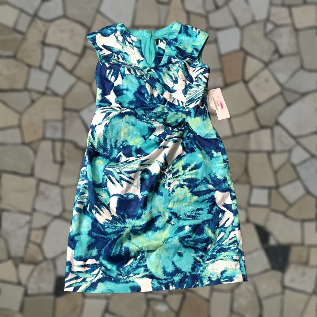 Adrianna Papell Adrianna Papell Women's lime floral Fit & Flare Sleeveless V-Neck Dress Sz 4 - Short - Polyester Blend - Formal Size S / US 4 / IT 40 - 1 Thumbnail