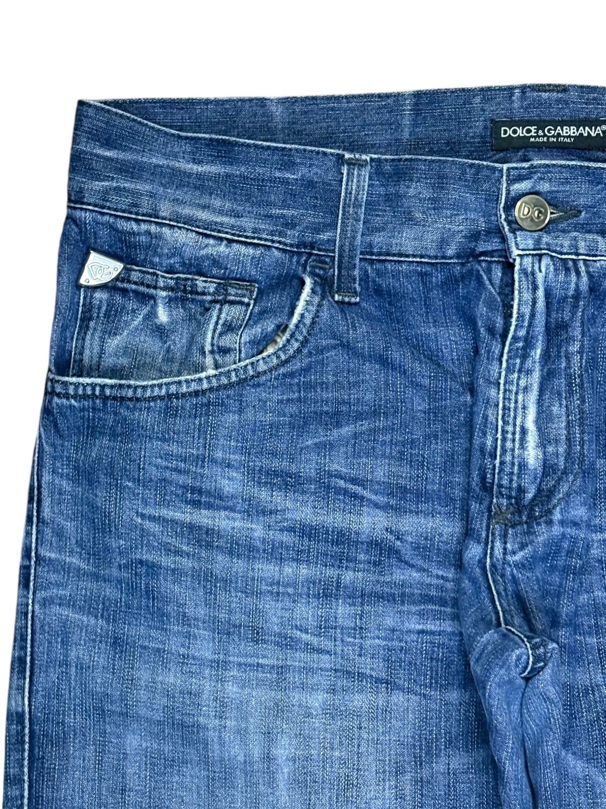 Dolce & Gabbana Vintage Italy Dolce Gabbana Blue Wash Distressed Jean Shorts Size US 34 / EU 50 - 5 Thumbnail
