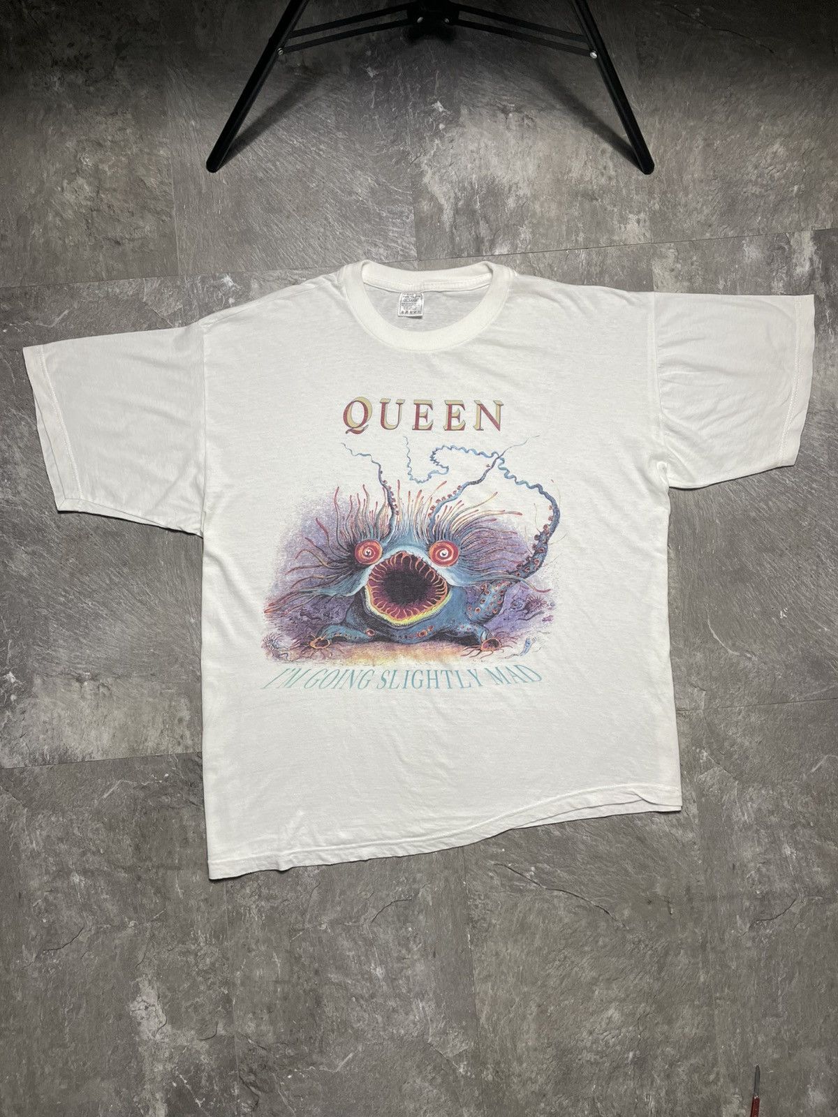 Vintage Queen promo I’m Going Slightly Mad Vintage Rock Tee Graphic Size US XL / EU 56 / 4 - 1 Thumbnail