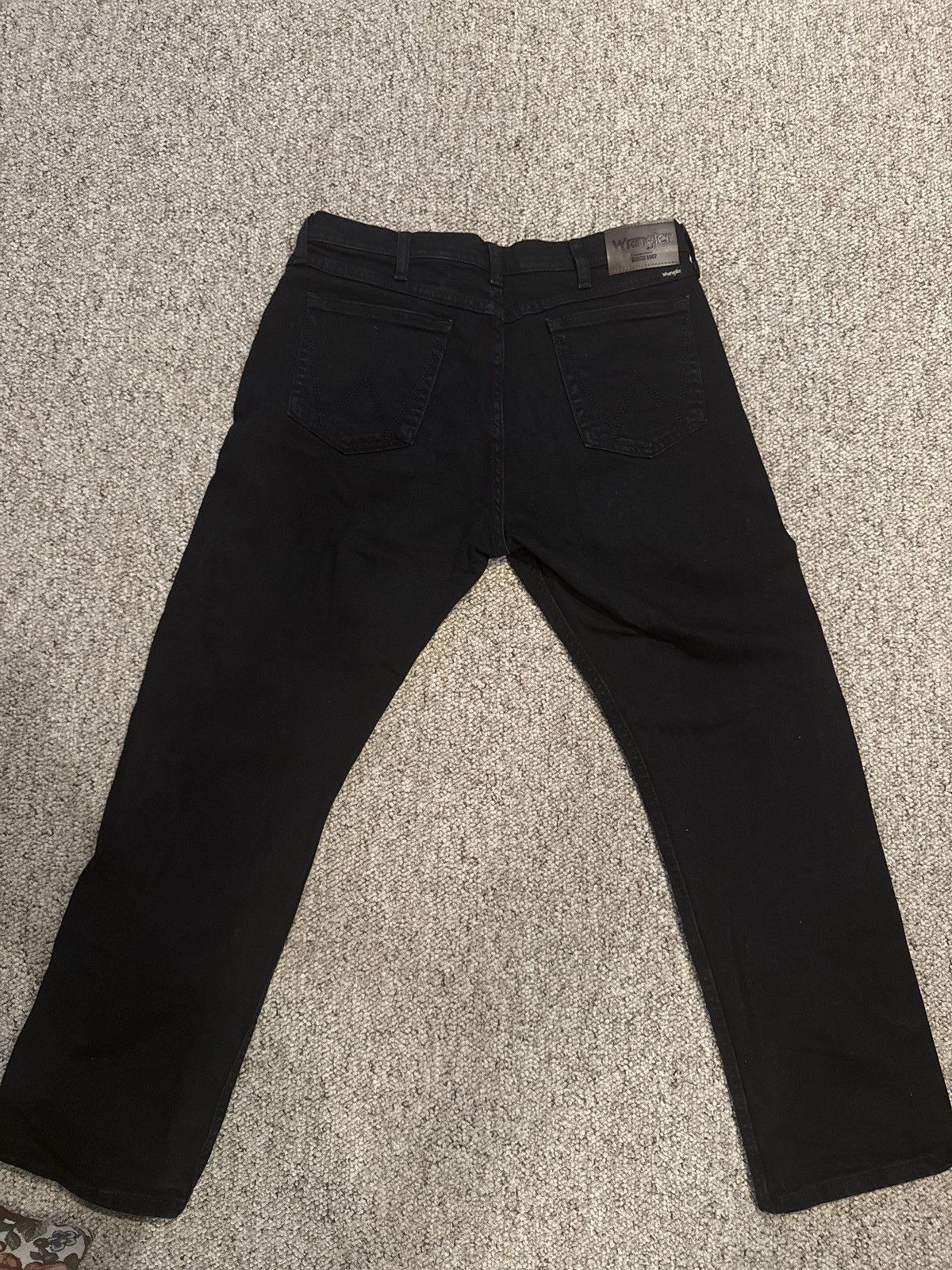 Wrangler Wrangler Regular Straight - Black Size US 34 / EU 50 - 2 Thumbnail