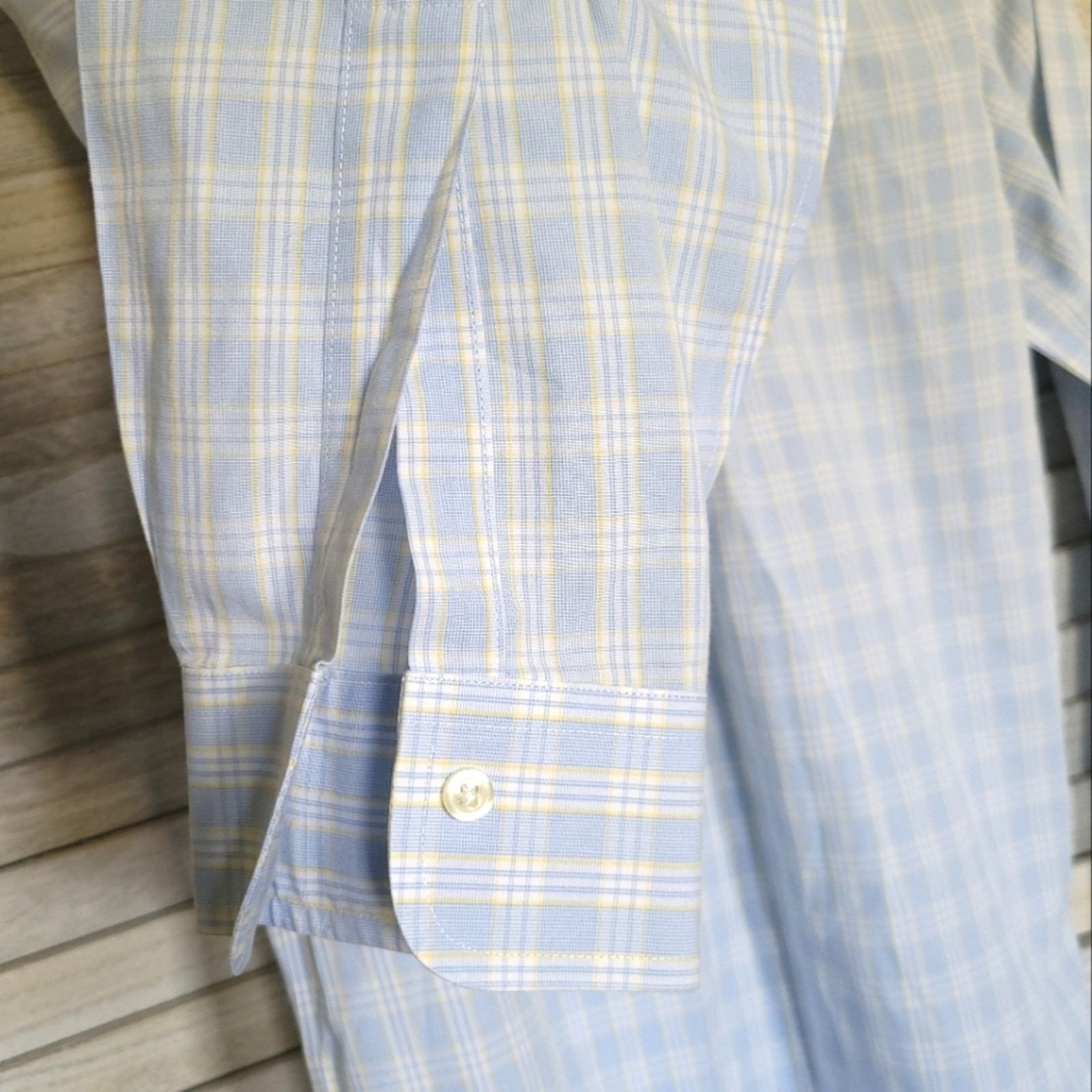 Brooks Brothers Brooks Brothers Supima Cotton Plaid Mens Shirt 15.5-33 Blue Size US S / EU 44-46 / 1 - 7 Thumbnail