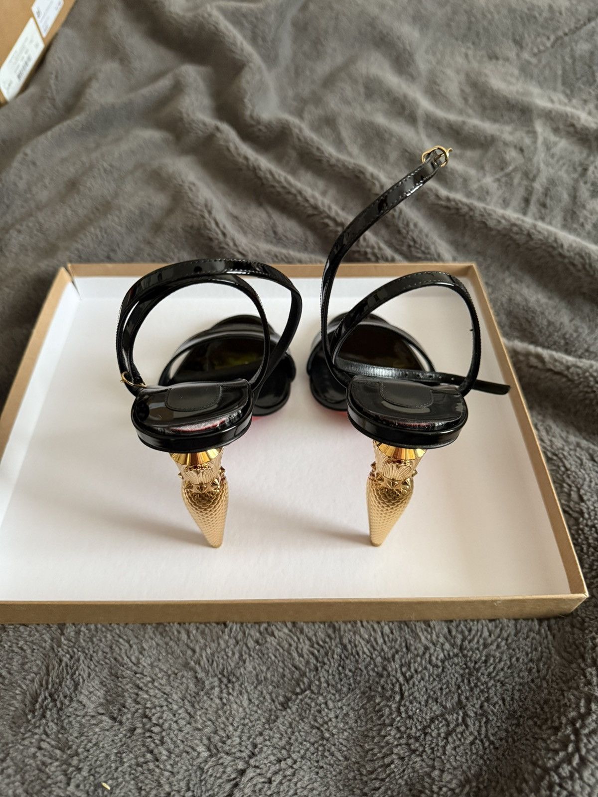 Christian Louboutin Christian Louboutin LipQueen 100 Size US 7.5 / IT 37.5 - 3 Thumbnail