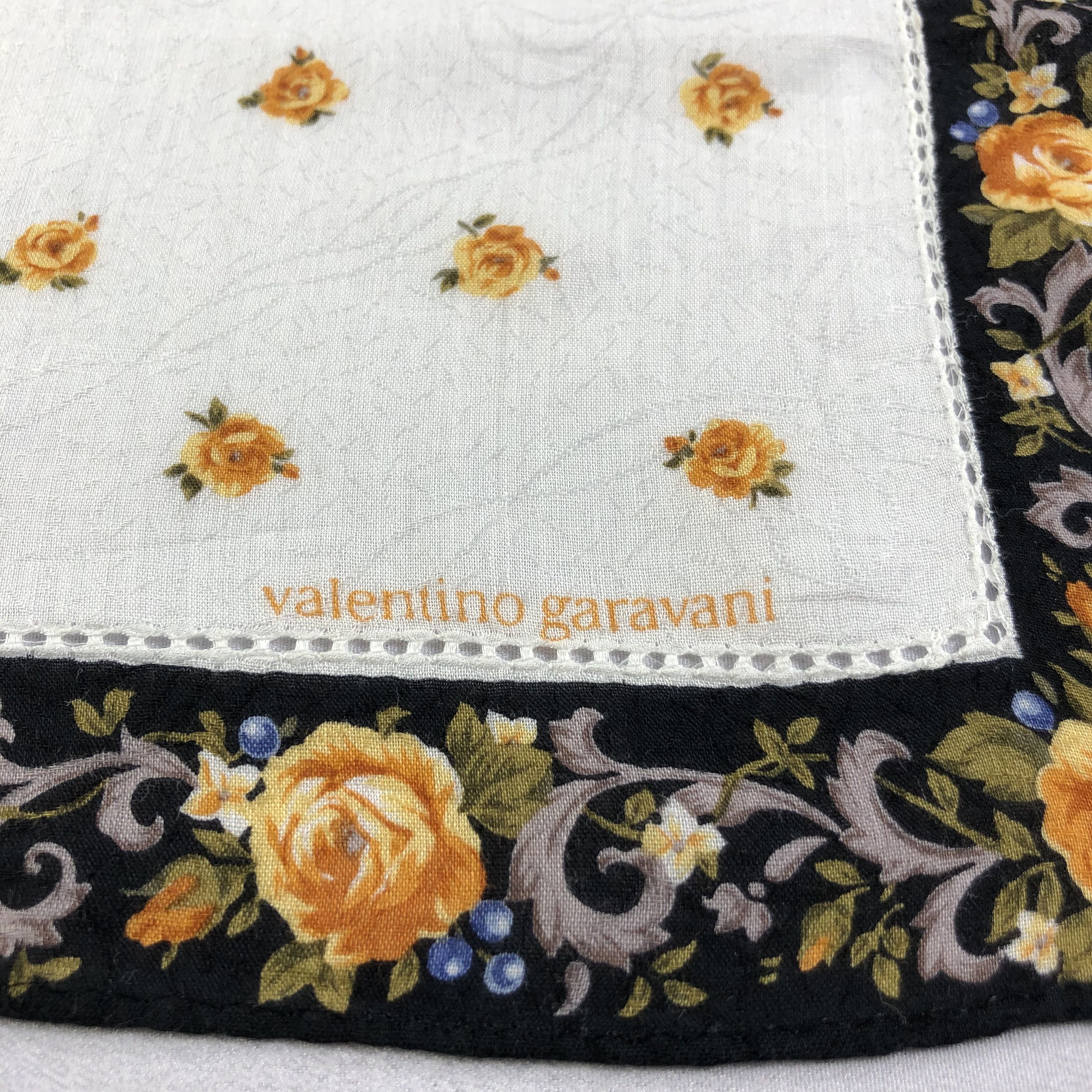 Vintage VaLENTino GarAVAni Handkerchief Neckerchief Bandana H2193 Size ONE SIZE - 4 Thumbnail