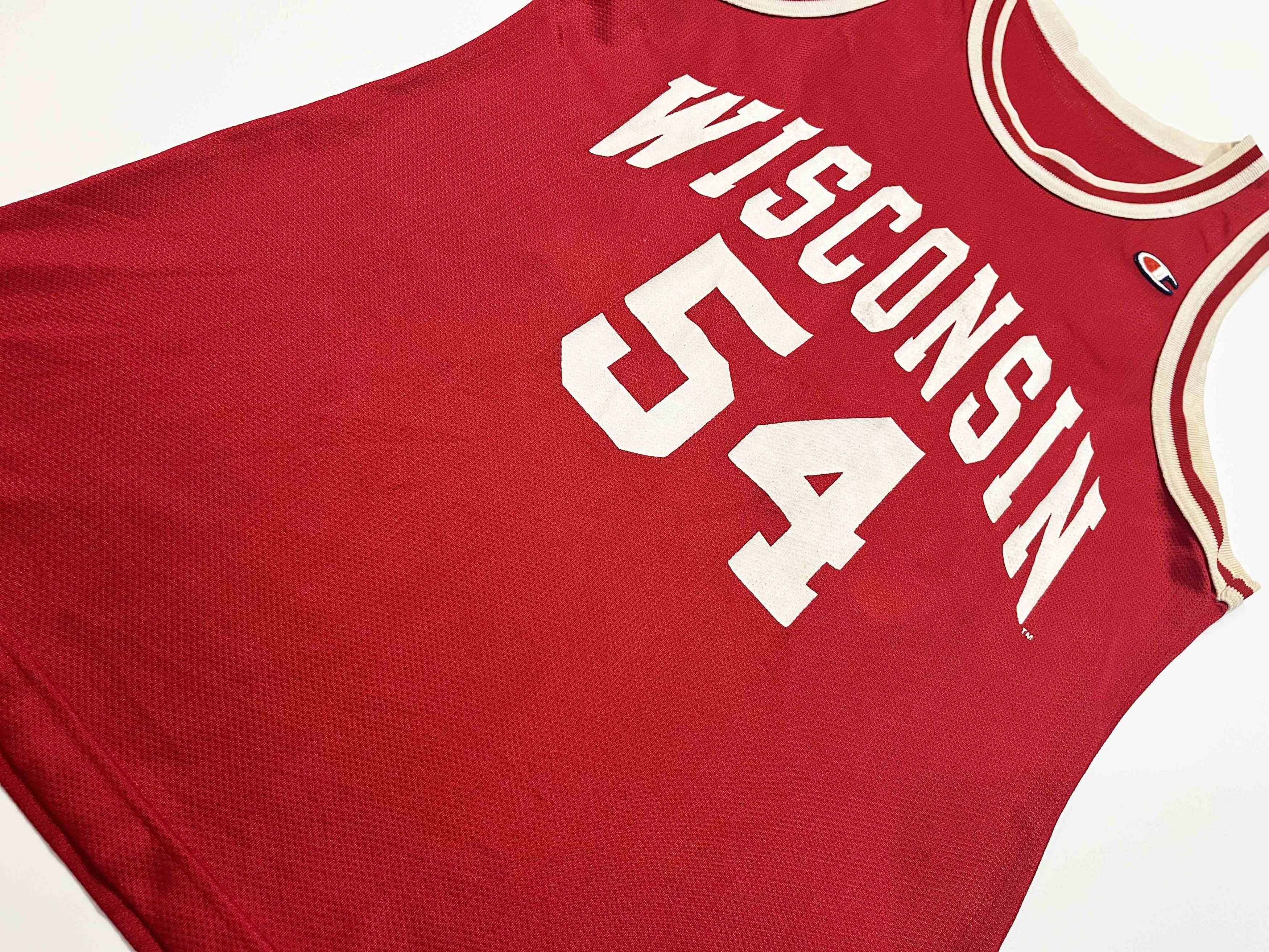 Champion Vintage Champion Wisconsin Badgers #54 Basketball Jersey Size US M / EU 48-50 / 2 - 7 Thumbnail