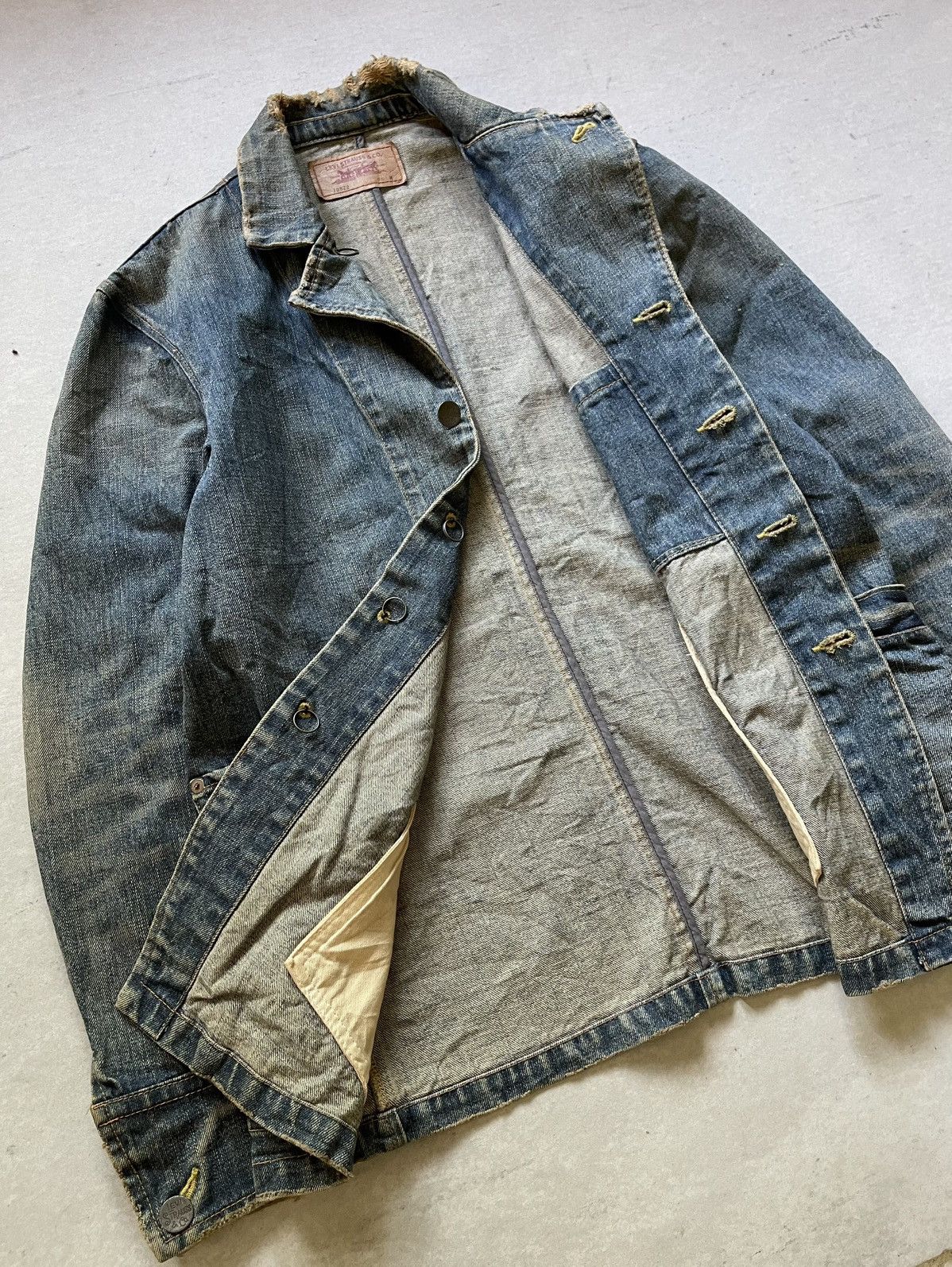 Levi's Vintage Clothing 🔥Vintage Levis Distressed Denim Chore Jacket Size US M / EU 48-50 / 2 - 12 Thumbnail