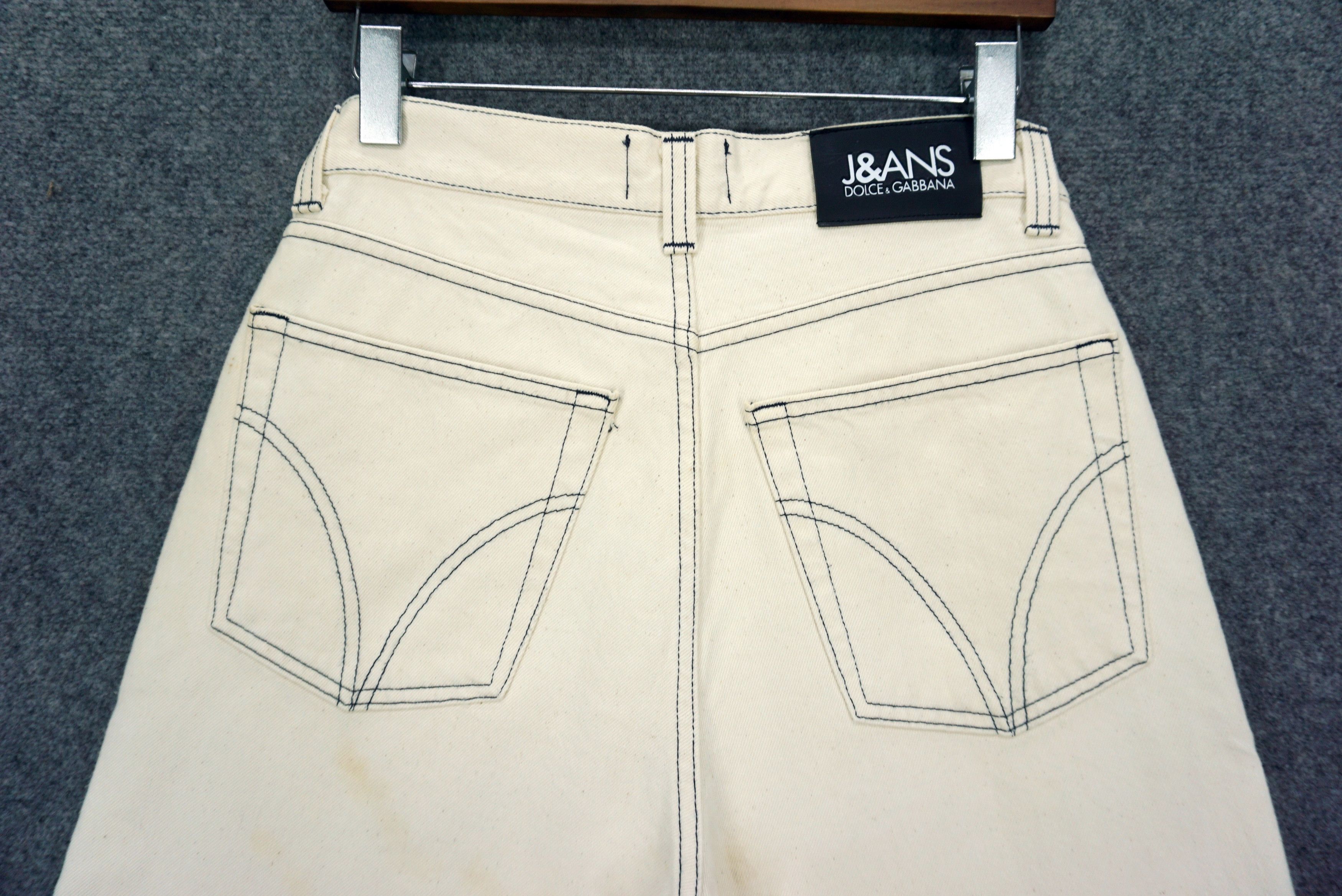Dolce & Gabbana D&G Jeans Size W30xL27.5 High-Waisted Cropped Denim Size US 30 / EU 46 - 11 Thumbnail