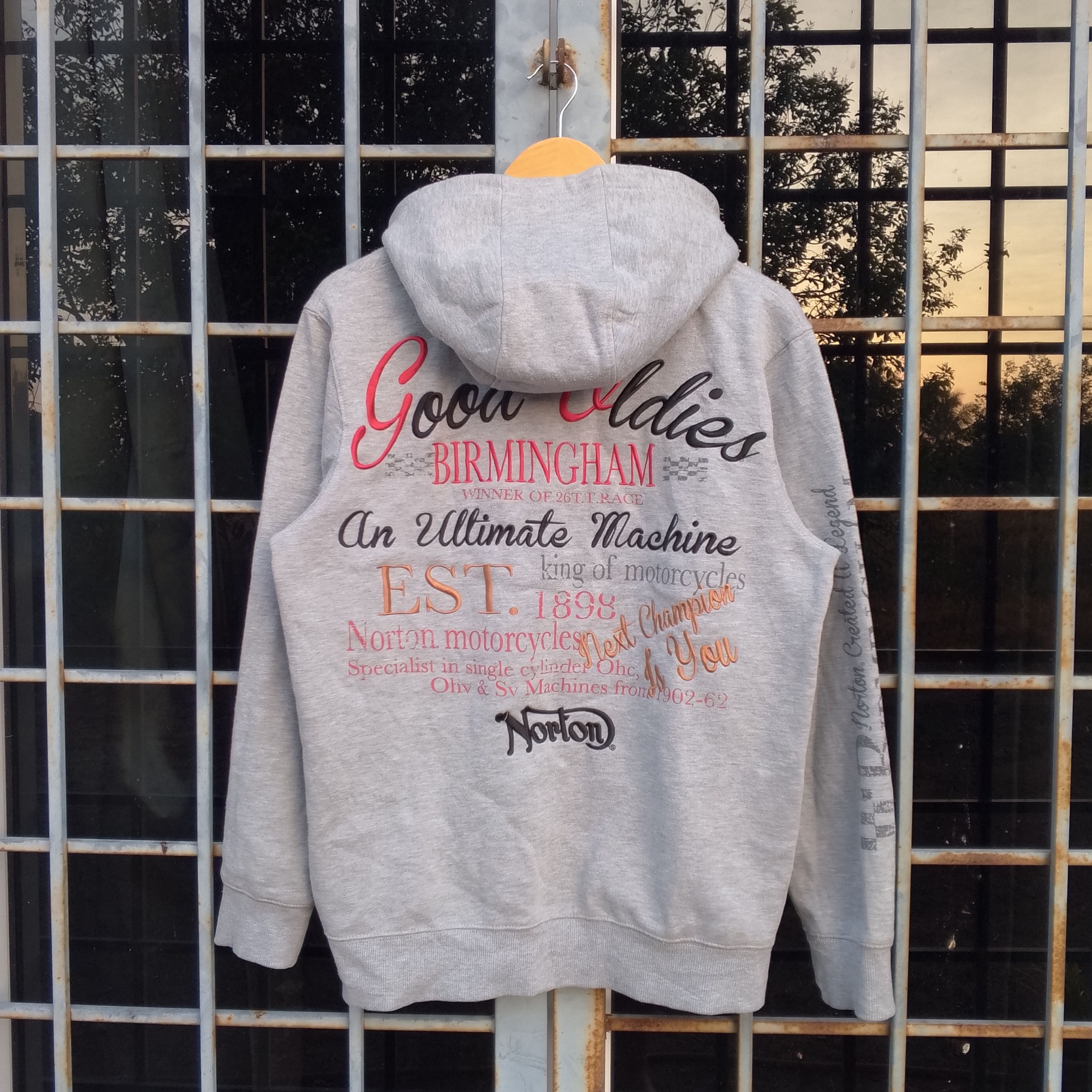 Norton Norton Motorcycle Rockers Speed Club Zip Up Hoodie Size US L / EU 52-54 / 3 - 1 Thumbnail