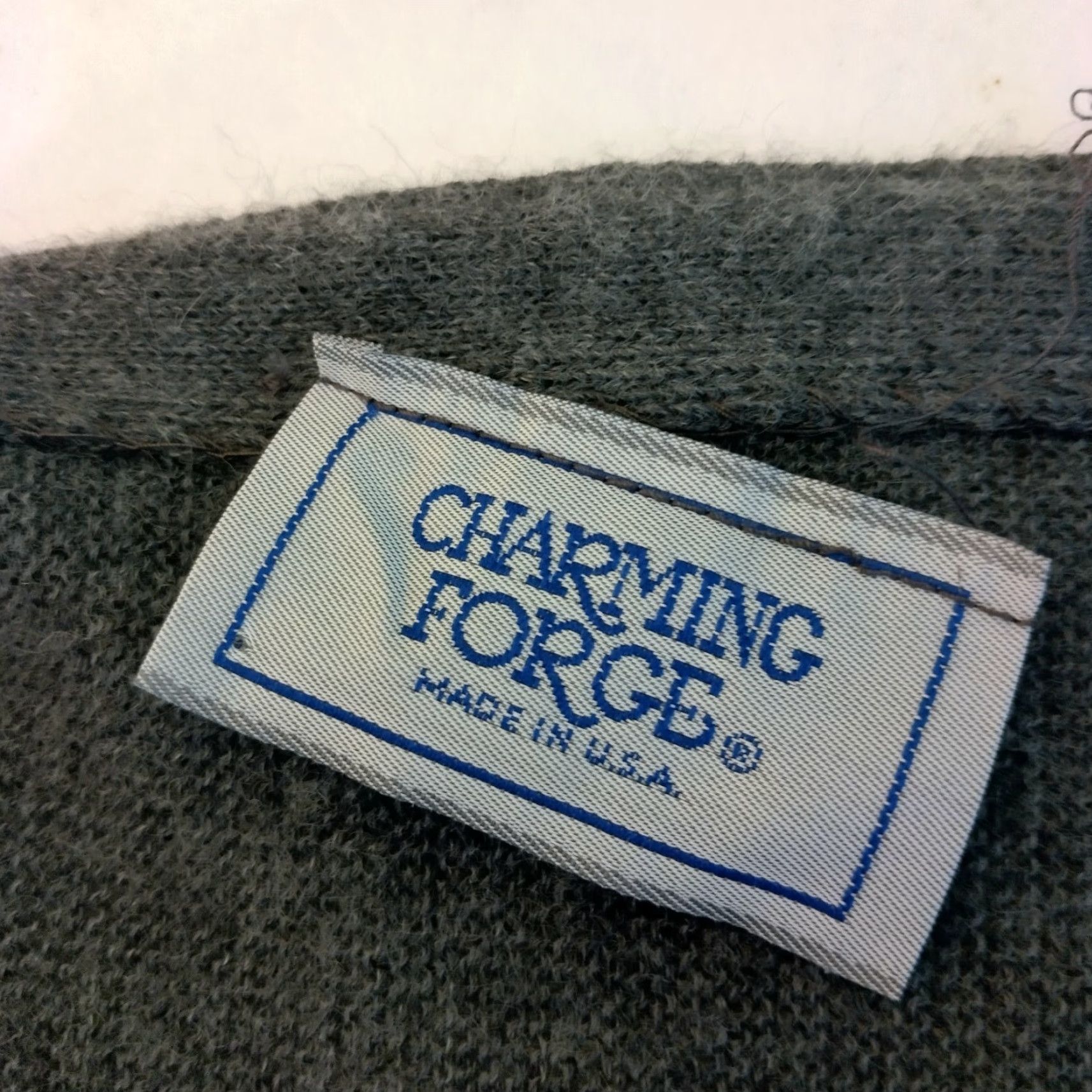 Vintage VINTAGE Grandpa Cardigan Sweater Men XL Gray V-Neck Charing Forge USAUK? Size US XL / EU 56 / 4 - 6 Thumbnail