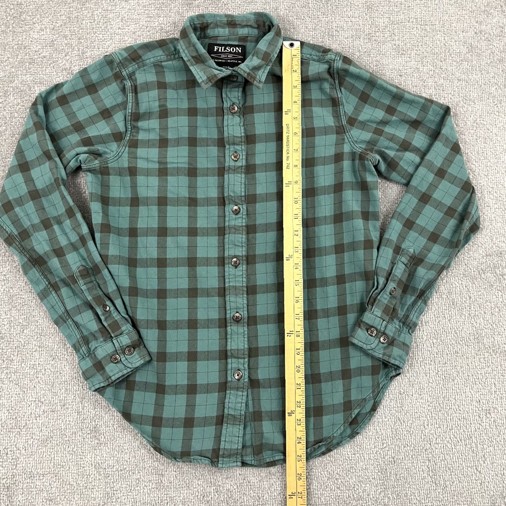 Filson Filson Flannel Shirt Womens Medium Green Gray Plaid Button Up L/S Hiking Outdoor Casual Shirt Women Regular Fit Size M / US 6-8 / IT 42-44 - 3 Thumbnail