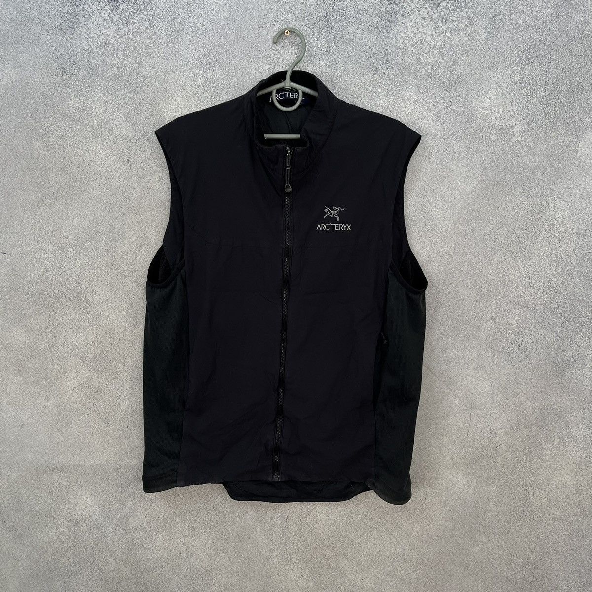 Arc'teryx Arcteryx Vest Black Size US L / EU 52-54 / 3 - 1 Thumbnail