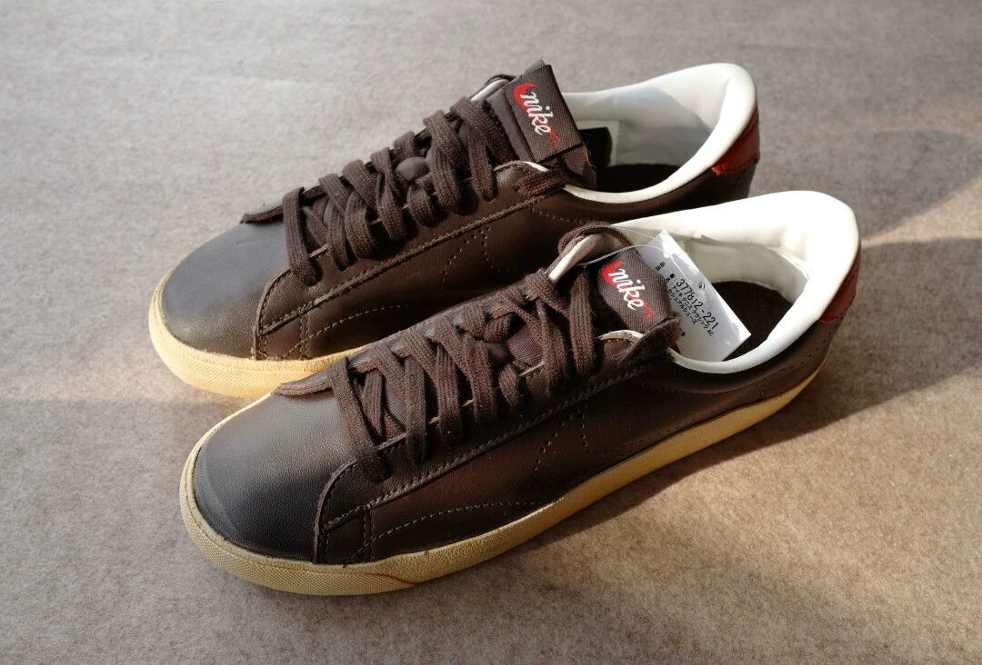 Nike NIKE TENNIS CLASSIC AC ND VNTG 2010 US9.5 Natural Distressed Size US 9.5 / EU 42-43 - 1 Thumbnail