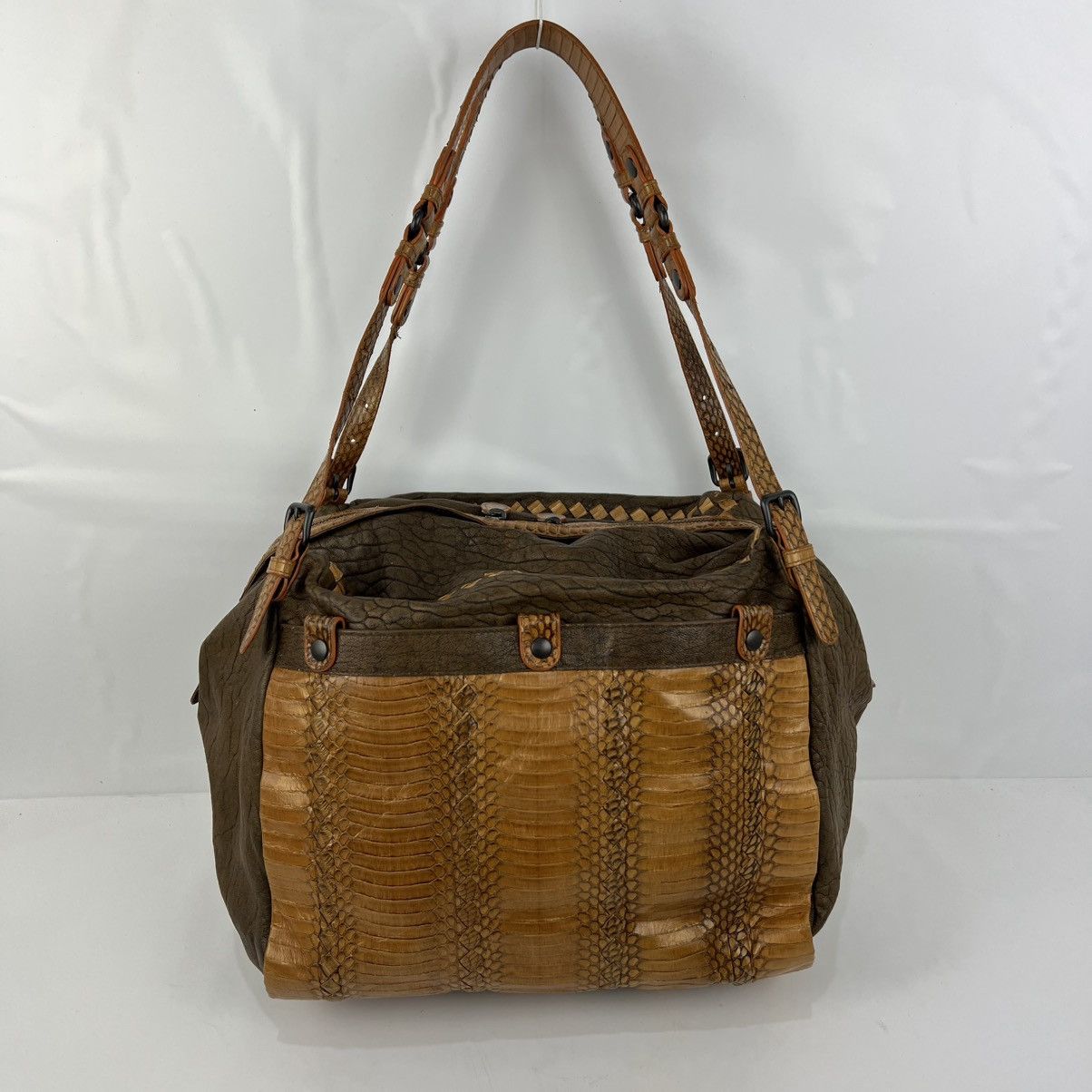 Bottega Veneta Bottega Veneta Fall 2011 Runway Python & Intrecciato Size ONE SIZE - 12 Thumbnail