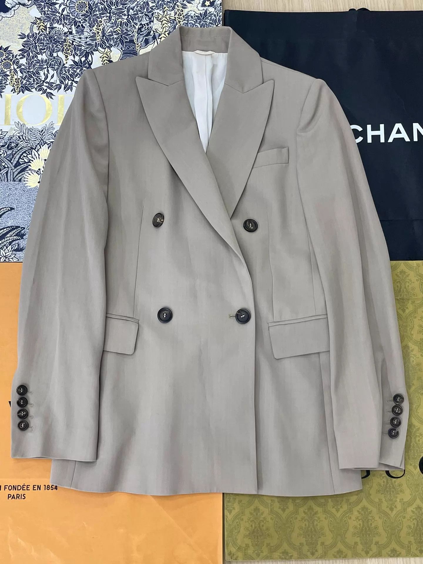 Brunello Cucinelli Brunello Cucinelli DB Oversized Blazer 36 Size XS / US 0-2 / IT 36-38 - 1 Thumbnail