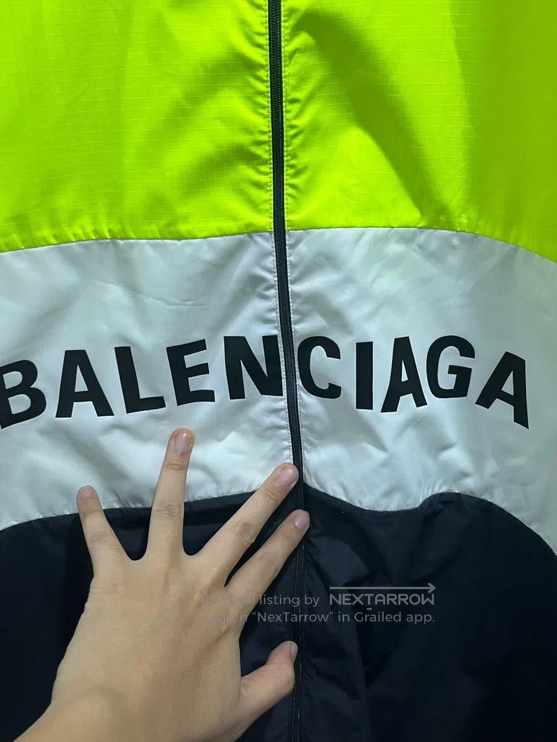 Balenciaga Balenciaga Neon Green Windbreaker Size US XXS / EU 40 - 5 Thumbnail