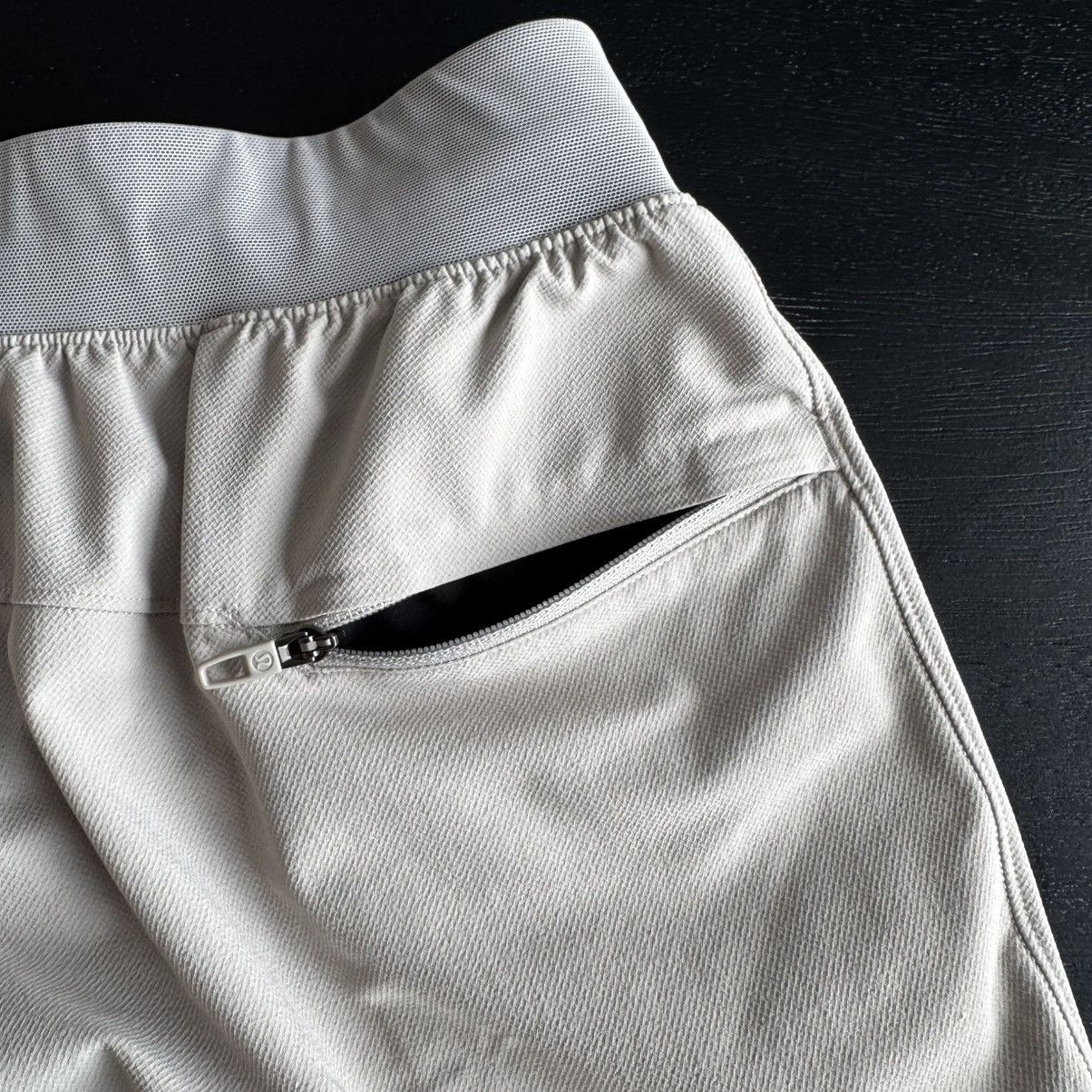Lululemon License to Train Short LinerLess 7” XXL Size US 38 / EU 54 - 5 Thumbnail