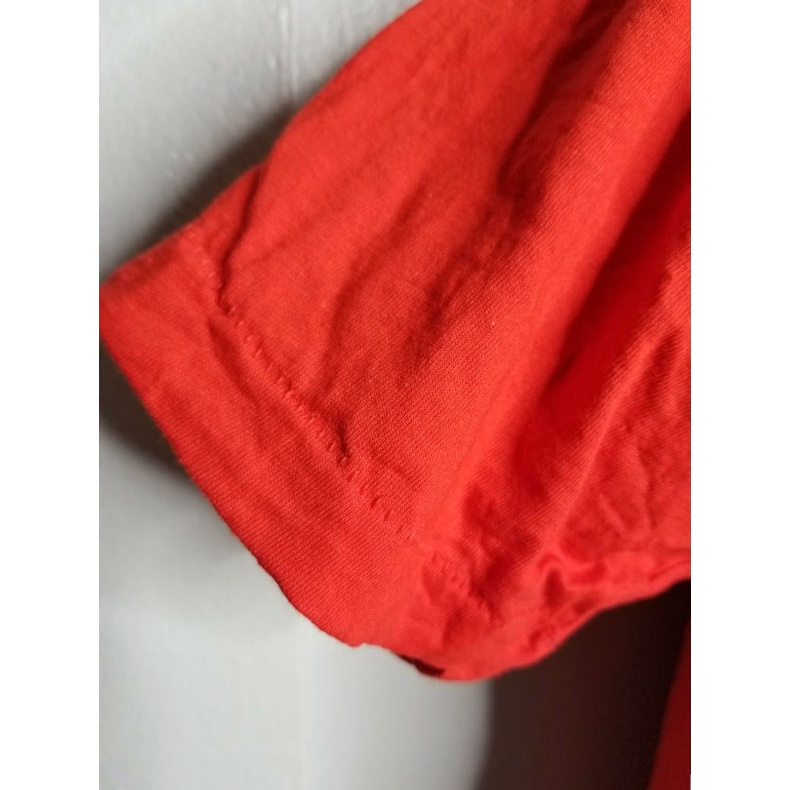Fruit Of The Loom VINTAGE Fruit of the Loom T-Shirt Pocket Red Mens L Crew Neck 90s Distressed USA Short Sleeve Size US L / EU 52-54 / 3 - 3 Thumbnail