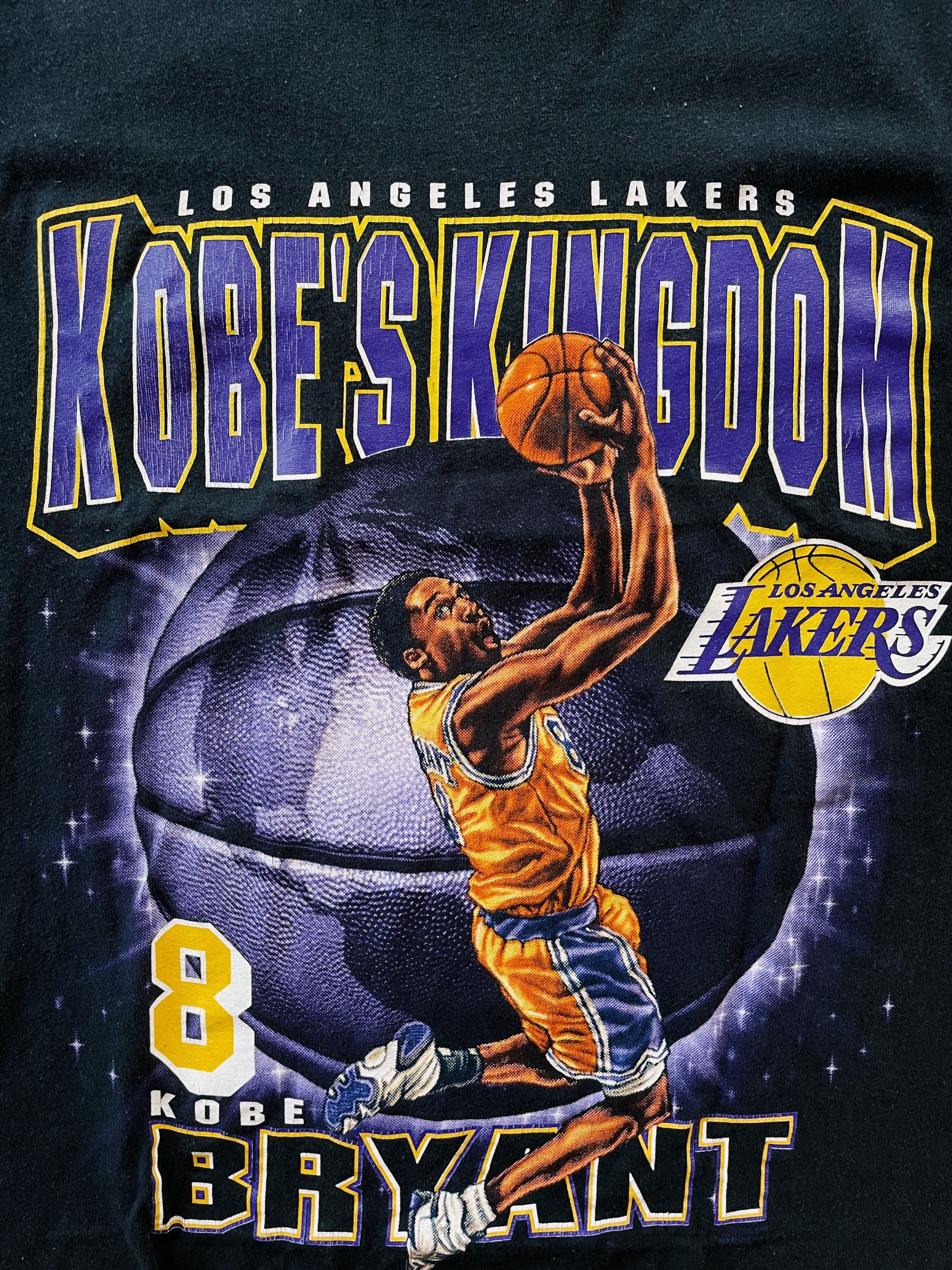 Vintage Vintage 90s Y2K NBA X Nutmeg Kobe Bryant LA Lakers T-shirt Size US L / EU 52-54 / 3 - 3 Thumbnail
