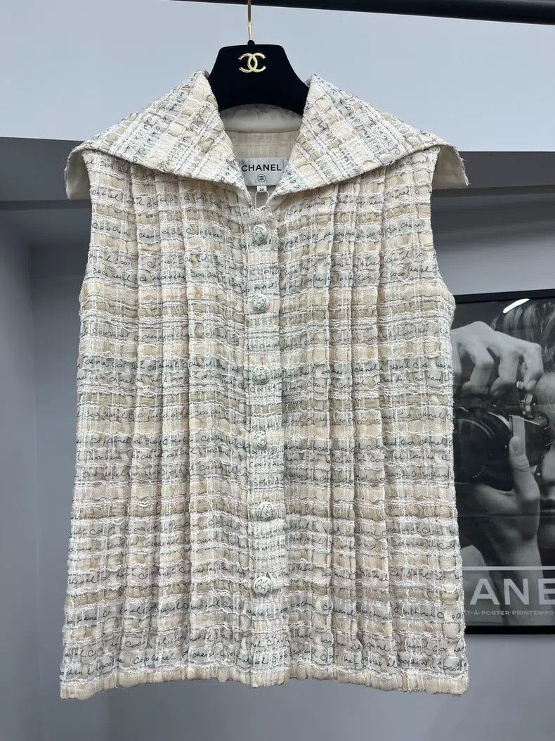 Chanel Chanel 22 Early Spring Light Pink Woven Vest Size XS / US 0-2 / IT 36-38 - 1 Thumbnail
