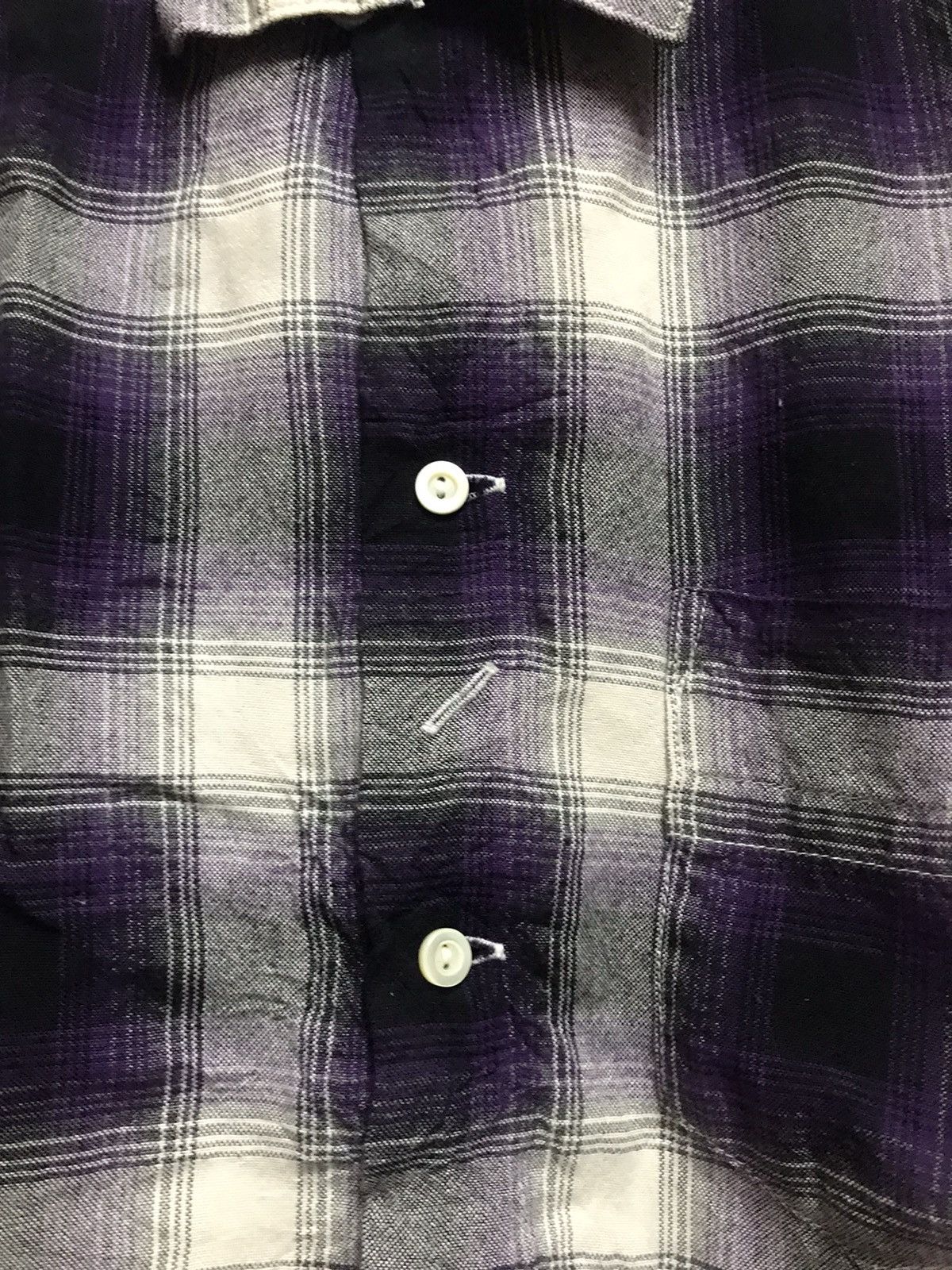Number (N)ine Autjentic Number Nine Rayon Button Size US M / EU 48-50 / 2 - 6 Thumbnail