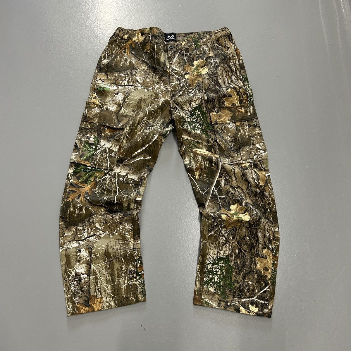 Vintage Crazy vintage y2k real tree camo baggy essential pants cargo ...