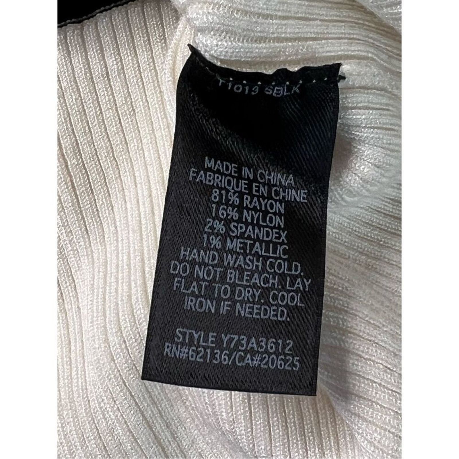 Guess Guess Black White Metallic Gold Thread Long Sweater LARGE Size L / US 10 / IT 46 - 11 Thumbnail