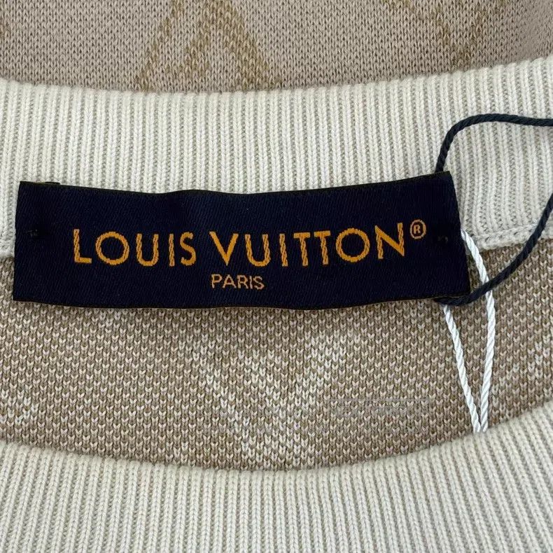 Louis Vuitton Louis Vuitton 26 new khaki full print gradient knit sweate Size US XS / EU 42 / 0 - 3 Thumbnail