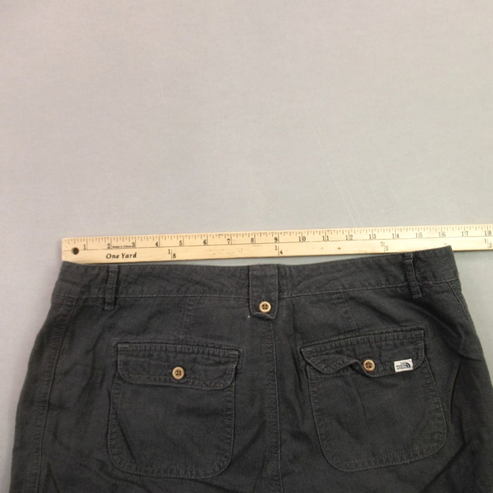 The North Face The North Face Shorts Womens 10 Lightweight Outdoors Pockets Chino Gray Size 32" / US 10 / IT 46 - 6 Thumbnail